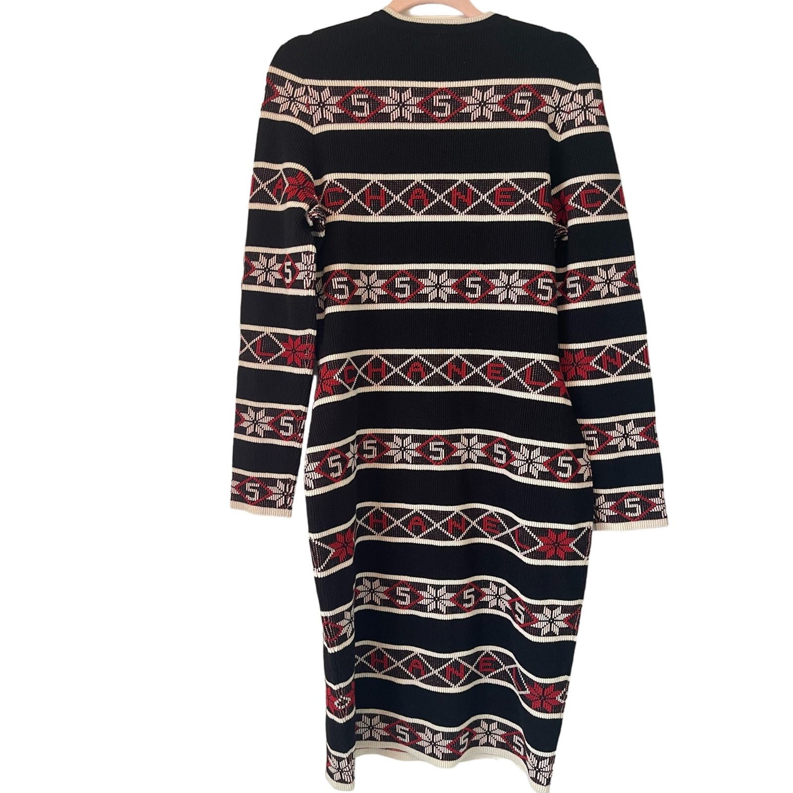 Chanel Chanel 2019 Runway Nordic Pattern Dress, NWT, Size: 42 Size L / US 10 / IT 46 - 4 Thumbnail