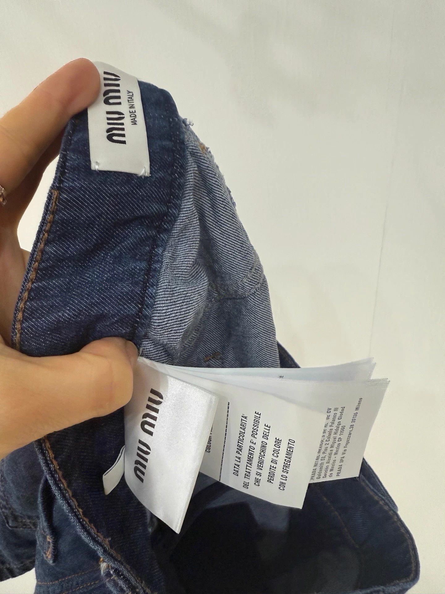 Miu Miu Miu Miu Raw Denim Logo Shorts 38 Size 26" / US 2 / IT 38 - 5 Thumbnail