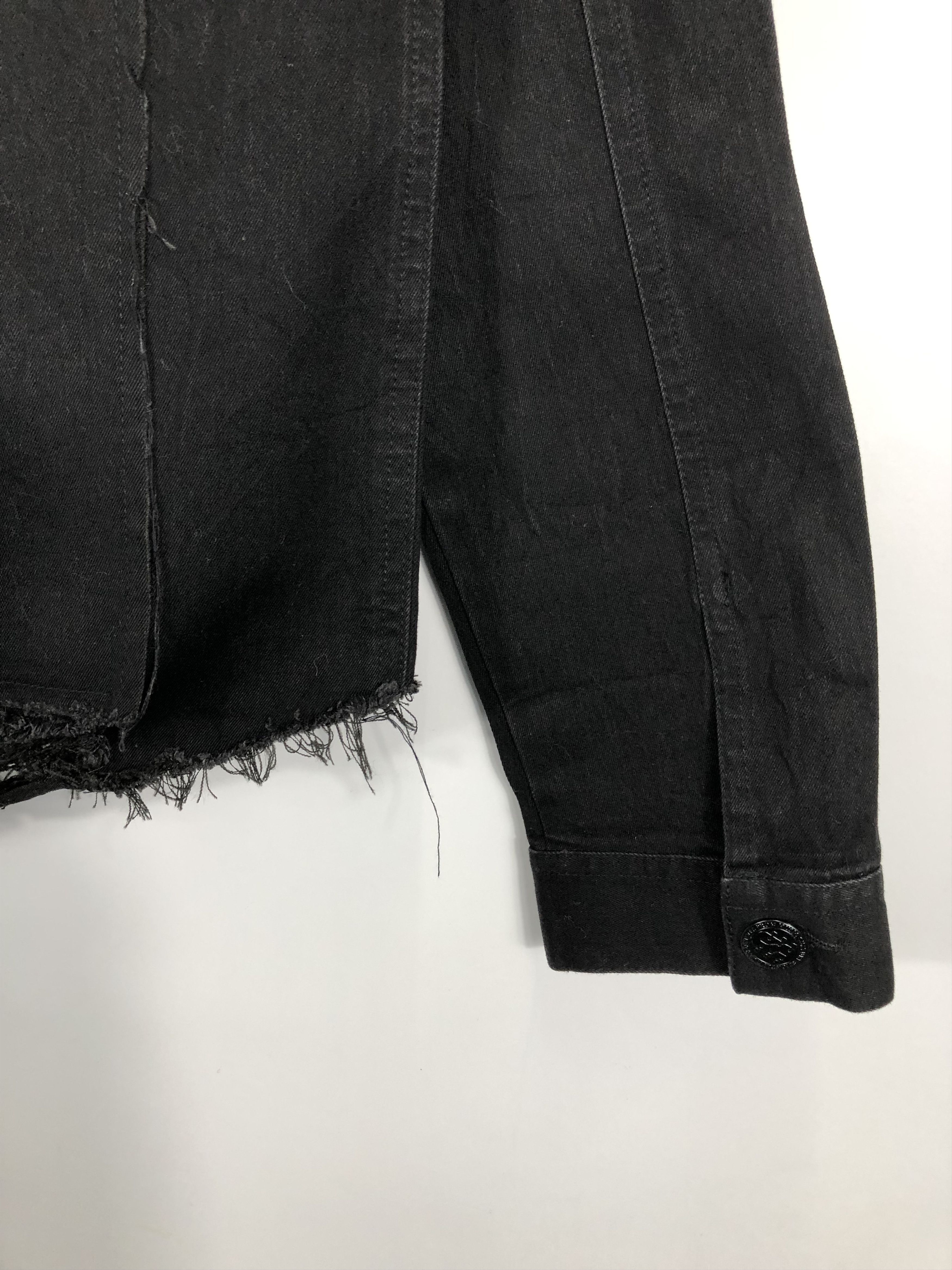 Band Tees Vintage Distressed Def Leppard Denim Jacket Punk Style J0562 Size US S / EU 44-46 / 1 - 13 Thumbnail