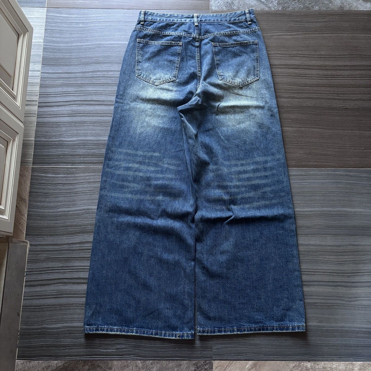 Japanese Brand × Vintage Washed Blue Baggy Wide Leg Jeans Size US 34 / EU 50 - 2 Thumbnail