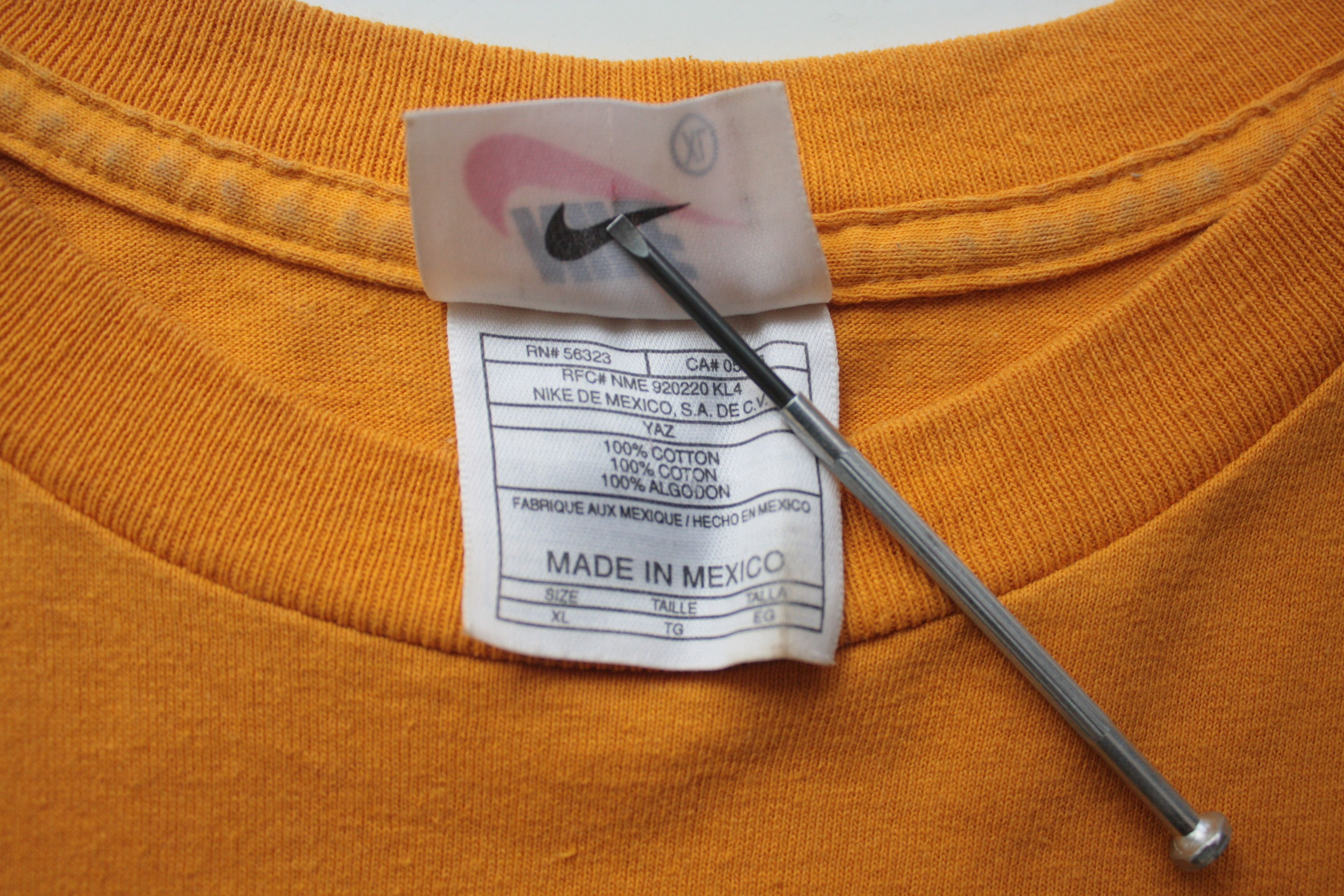 Nike Nike Vintage Yellow Swoosh Tee XL 90s Size US XL / EU 56 / 4 - 8 Thumbnail