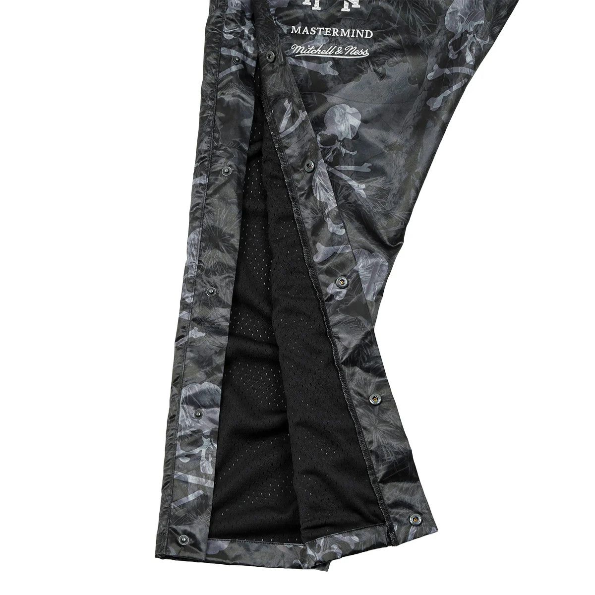 Mastermind World × Mitchell & Ness MASTERMIND WORLD × Mitchell & Ness PRINT TEAR PANTS Size US 34 / EU 50 - 9 Thumbnail