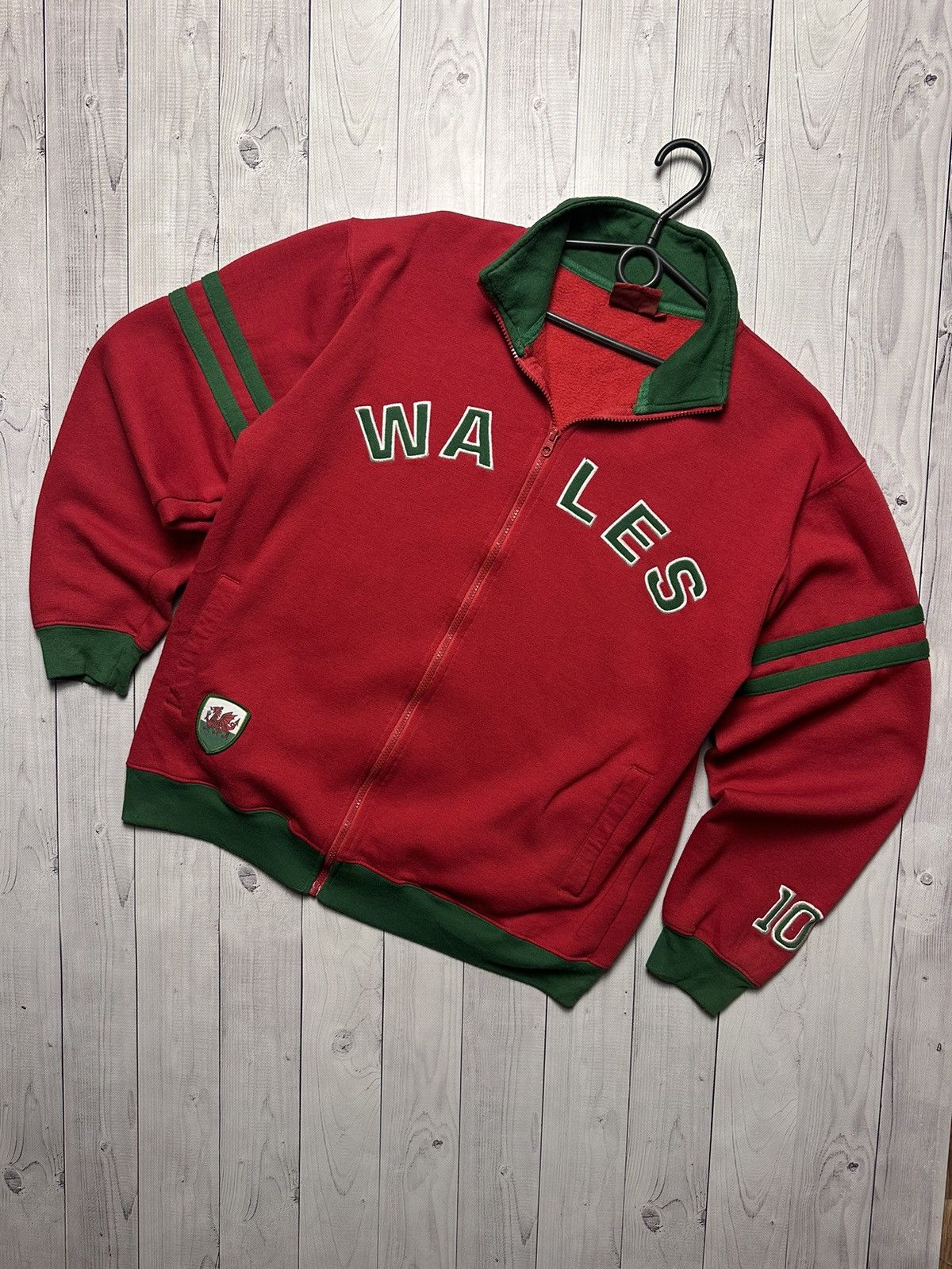 Vintage Vintage Wales soccer jacket size XL big logo Size US XL / EU 56 / 4 - 1 Thumbnail