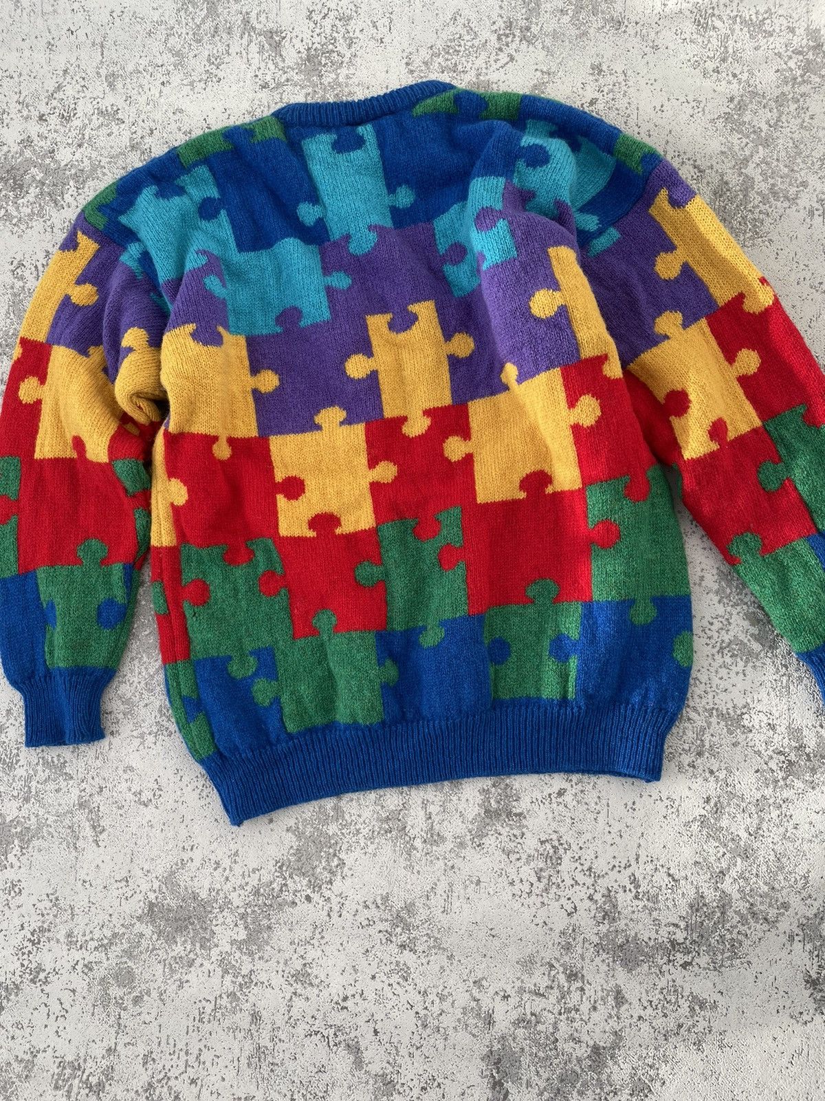 Vintage Vintage Puzzle Made in Scotland 🏴󠁧󠁢󠁳󠁣󠁴󠁿 Wool Sweater Size US M / EU 48-50 / 2 - 8 Thumbnail