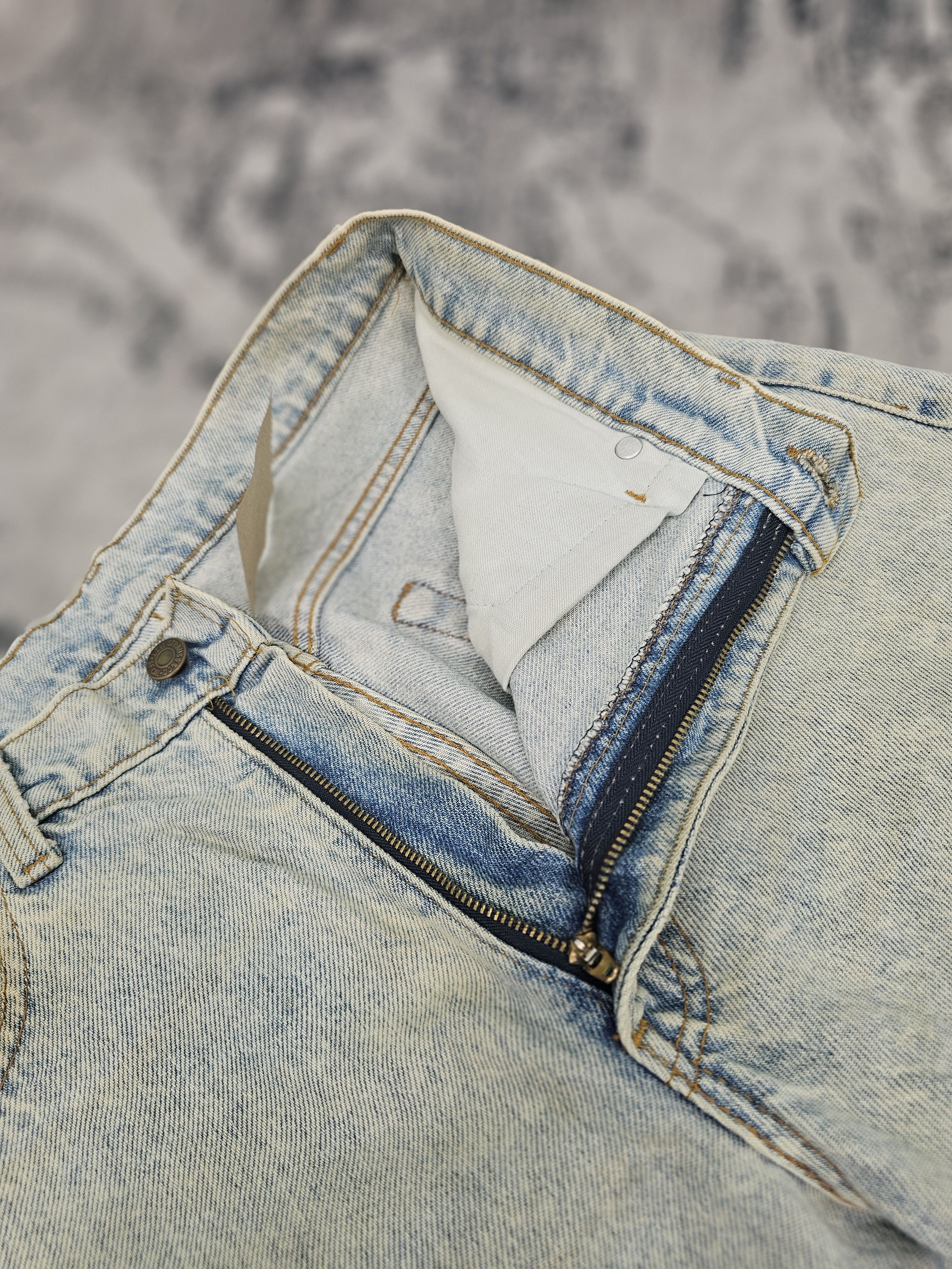 Levi's Vintage Clothing Vtg 80's LEVIS 610 Stain Rusty Ripped Size 31X29 Jeans L0433 Size US 31 - 11 Thumbnail