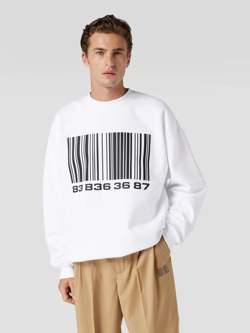 Vetements o1y0924 Sweatshirt in White/Black Size US M / EU 48-50 / 2 - 4 Thumbnail