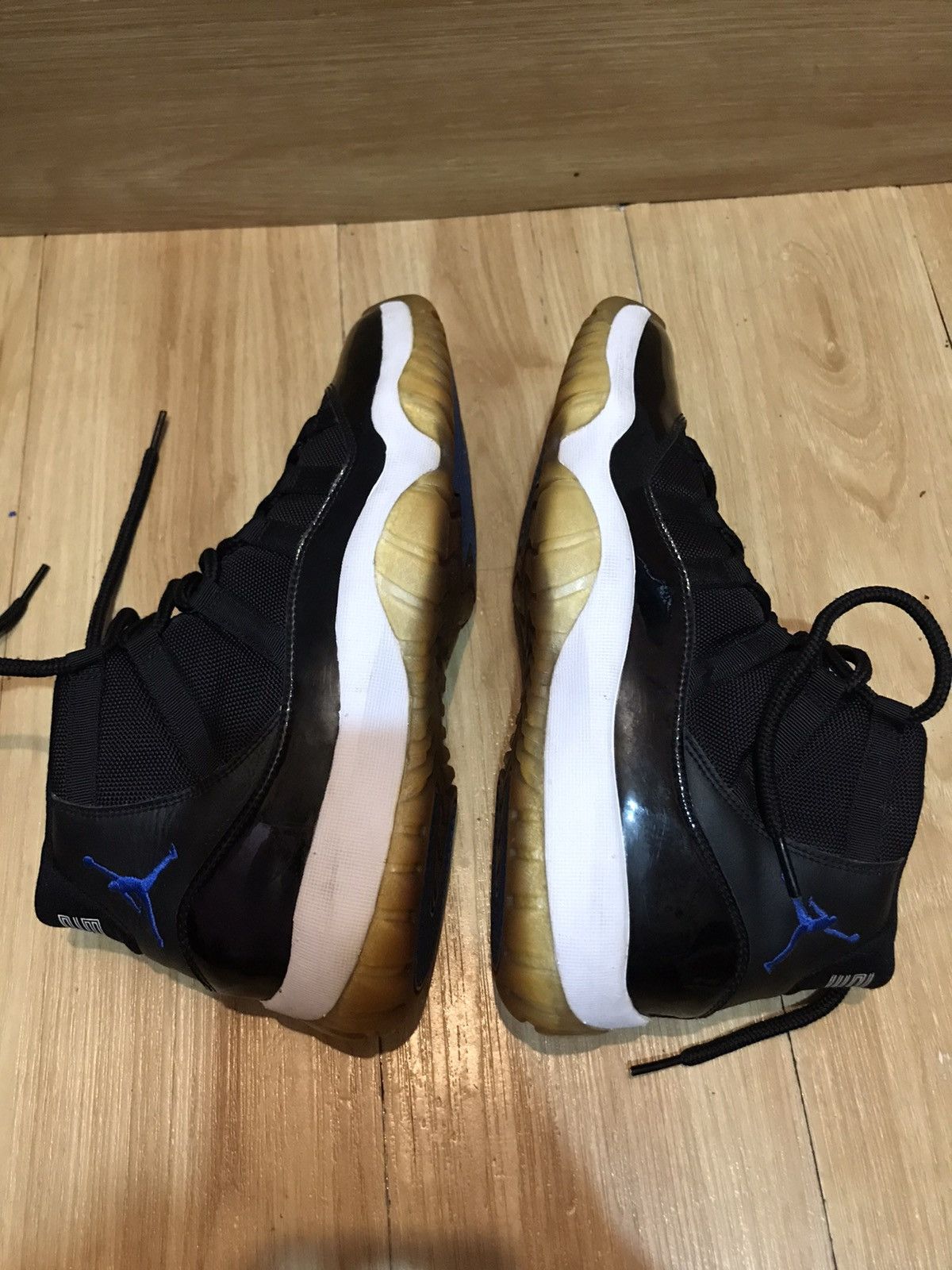 Jordan Brand × Nike Jordan 11 Retro Space Jam (2009) Size US 9.5 / EU 42-43 - 4 Thumbnail