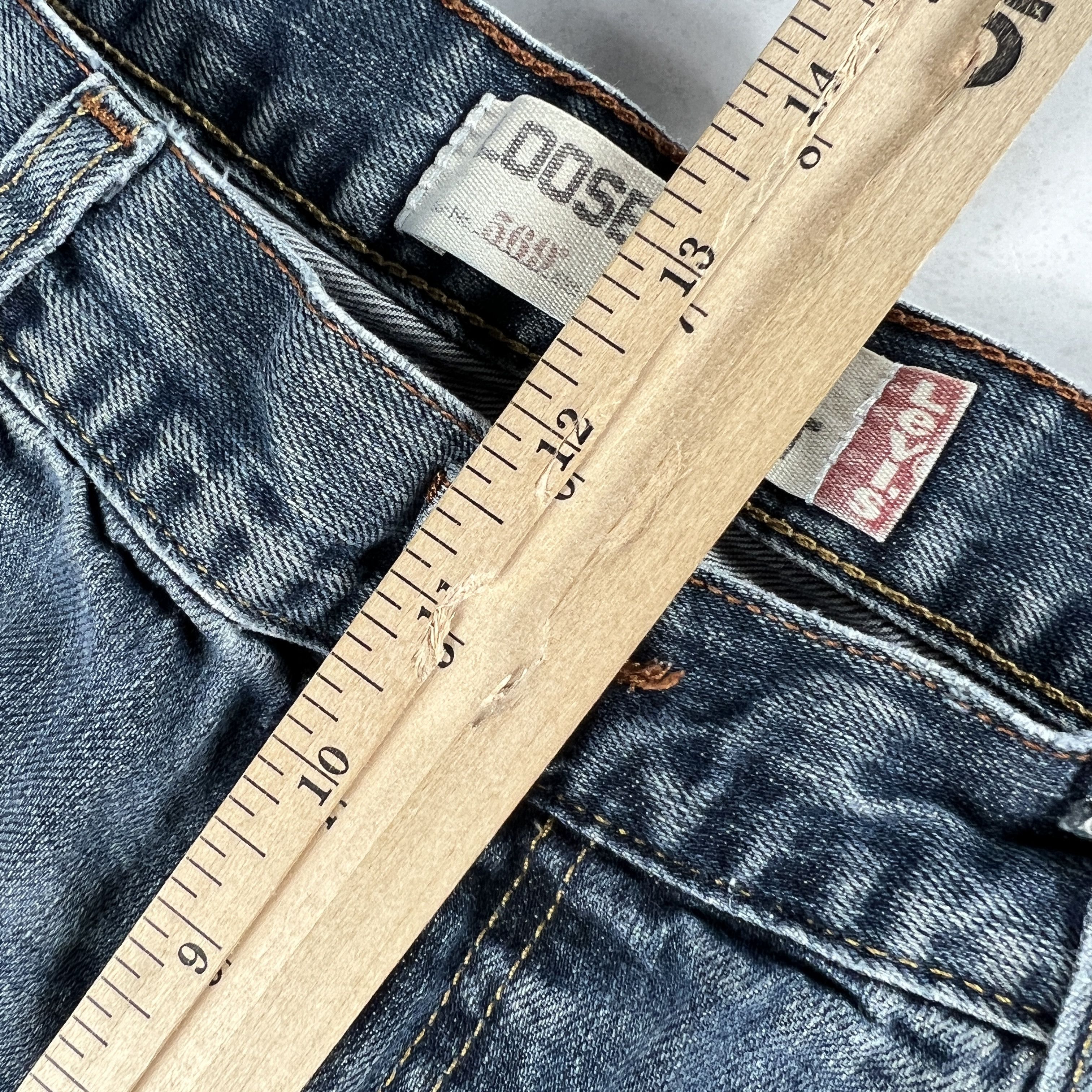 Levi's Y2K Levi's Jean 569 Loose Straight Blue Faded Thrashed Denim Size US 34 / EU 50 - 24 Thumbnail