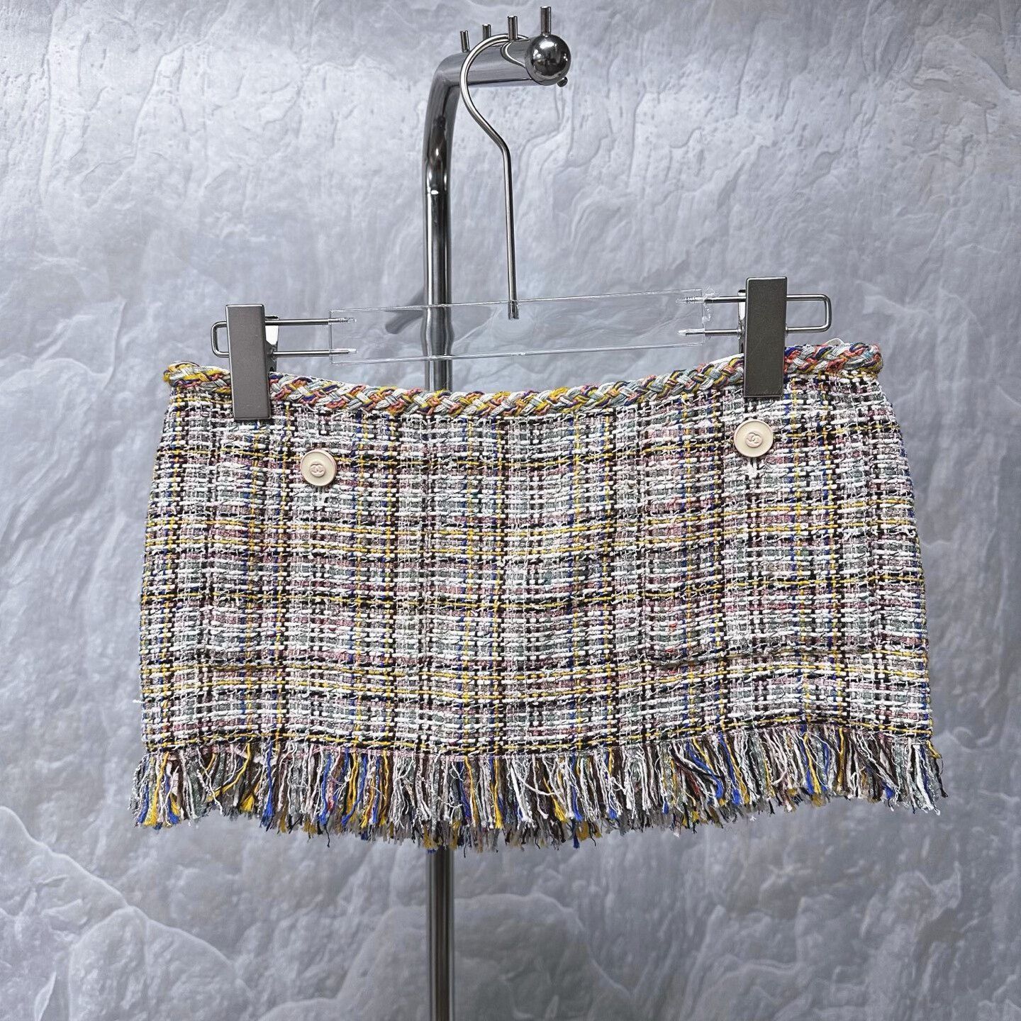 Chanel Chanel Tweed Fringed Mini Skirt Size 36 Size 36" / US 14 / IT 50 - 1 Thumbnail