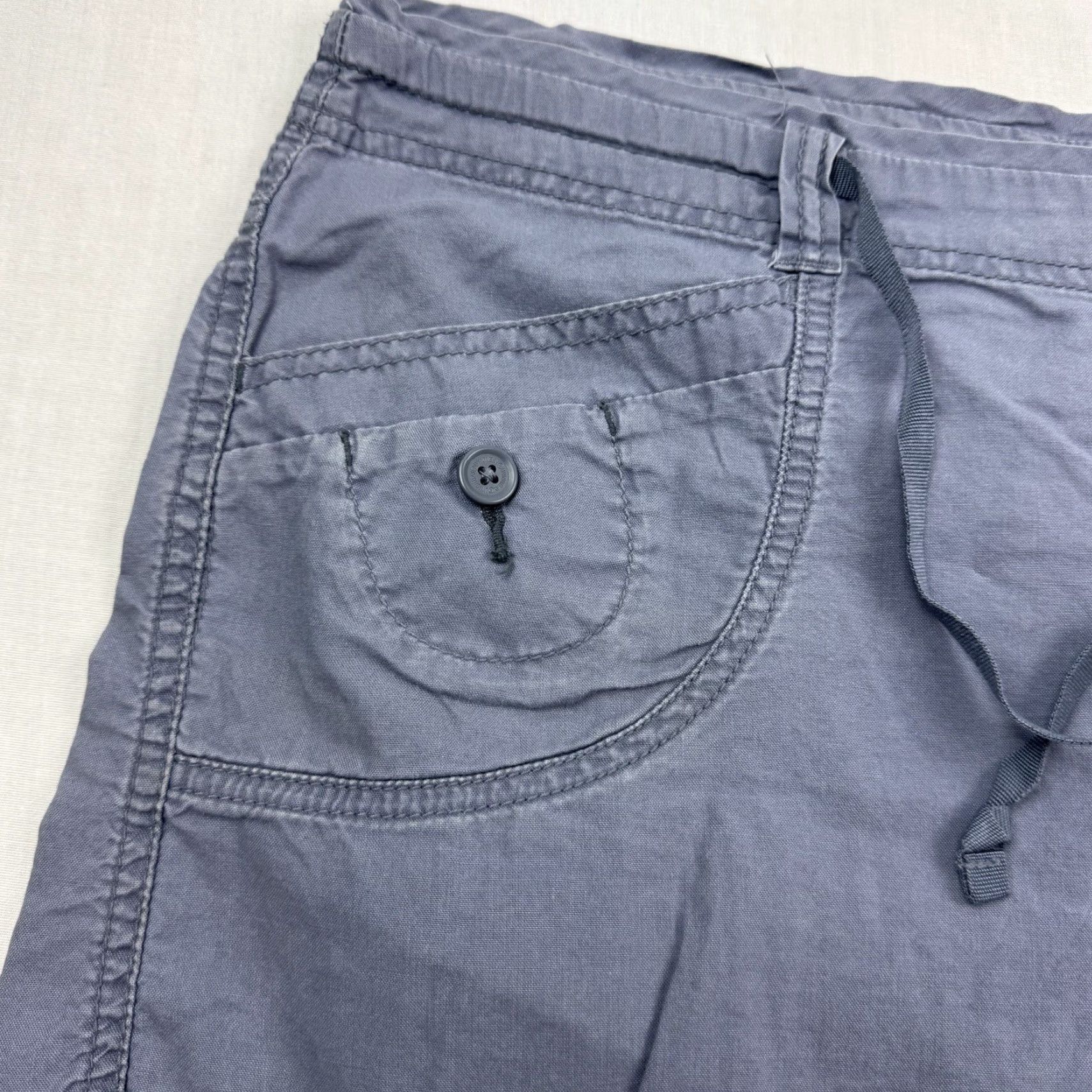 Vintage VINTAGE UNIONBAY Shorts Women 15 Gray Mid Waist Hipster Chino Casual Size 36" / US 14 / IT 50 - 2 Thumbnail