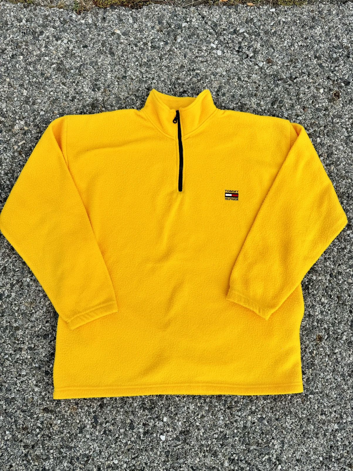 Tommy Hilfiger × Tommy Jeans × Vintage Tommy Hilfiger 90’s Vintage Hip Hop Rap Fleece Sweater Size US XL / EU 56 / 4 - 4 Thumbnail