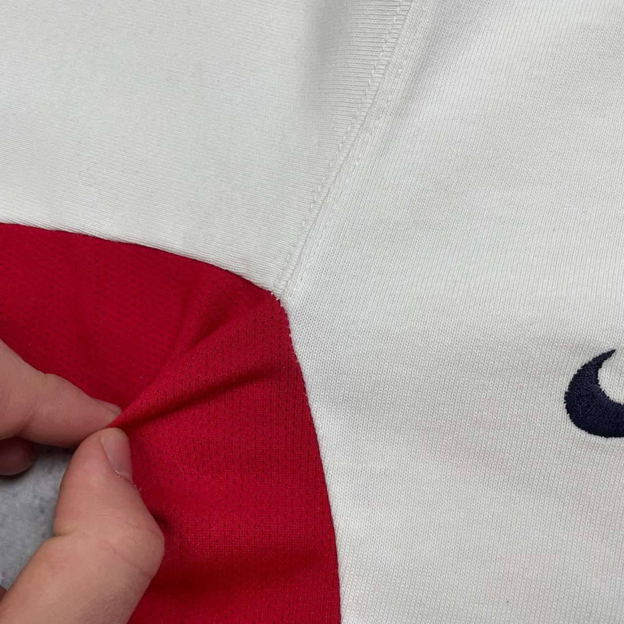 Nike × Vintage Vintage 2000s Nike England Rugby Short Sleeve Shirt Size US S / EU 44-46 / 1 - 14 Thumbnail