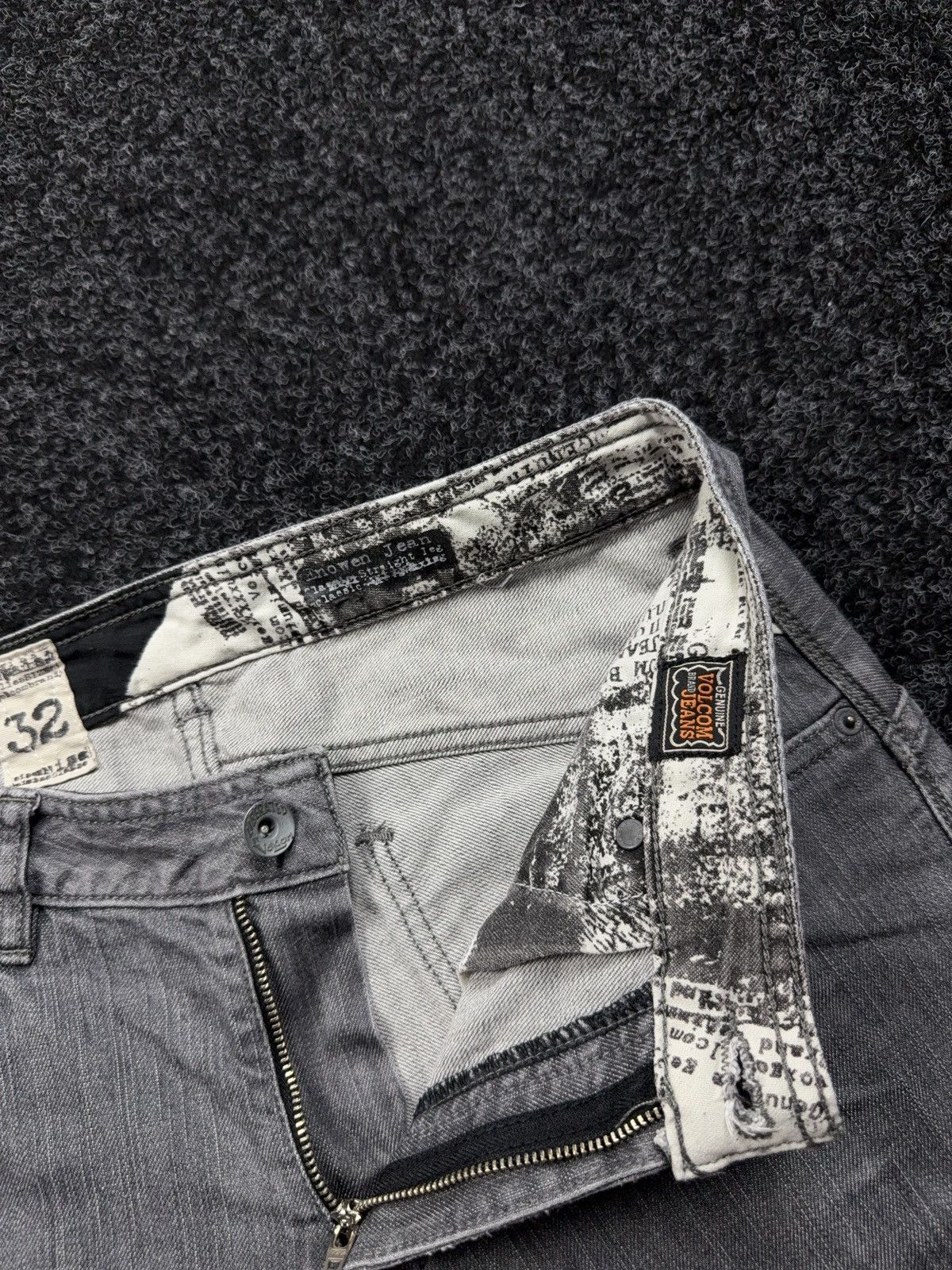 Volcom Retro 00s Y2K Vintage Volcom Japanese Style Skate SK8 jeans Size US 32 / EU 48 - 9 Thumbnail