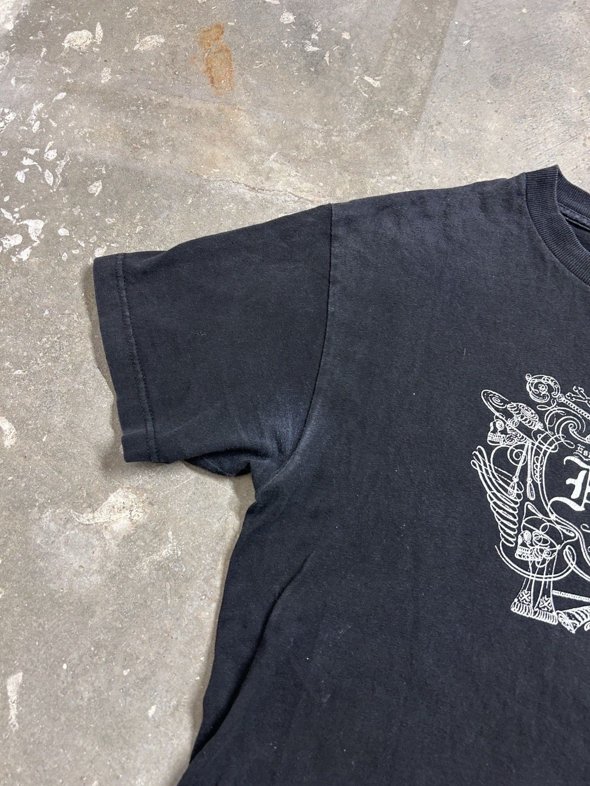 Hurley Vintage 00’s Hurley Freedom Company Aztec Grunge Skate Tee Size US M / EU 48-50 / 2 - 3 Thumbnail
