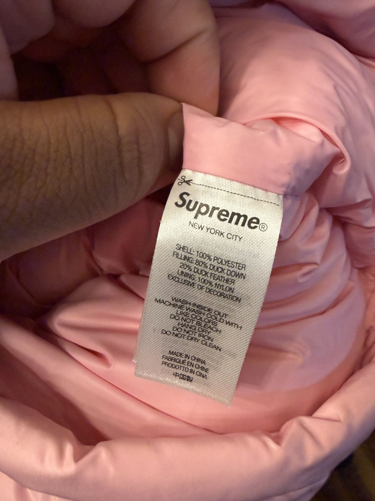 Supreme Supreme Umbro Puffer Jacket Pink Size Large Size US L / EU 52-54 / 3 - 15 Thumbnail