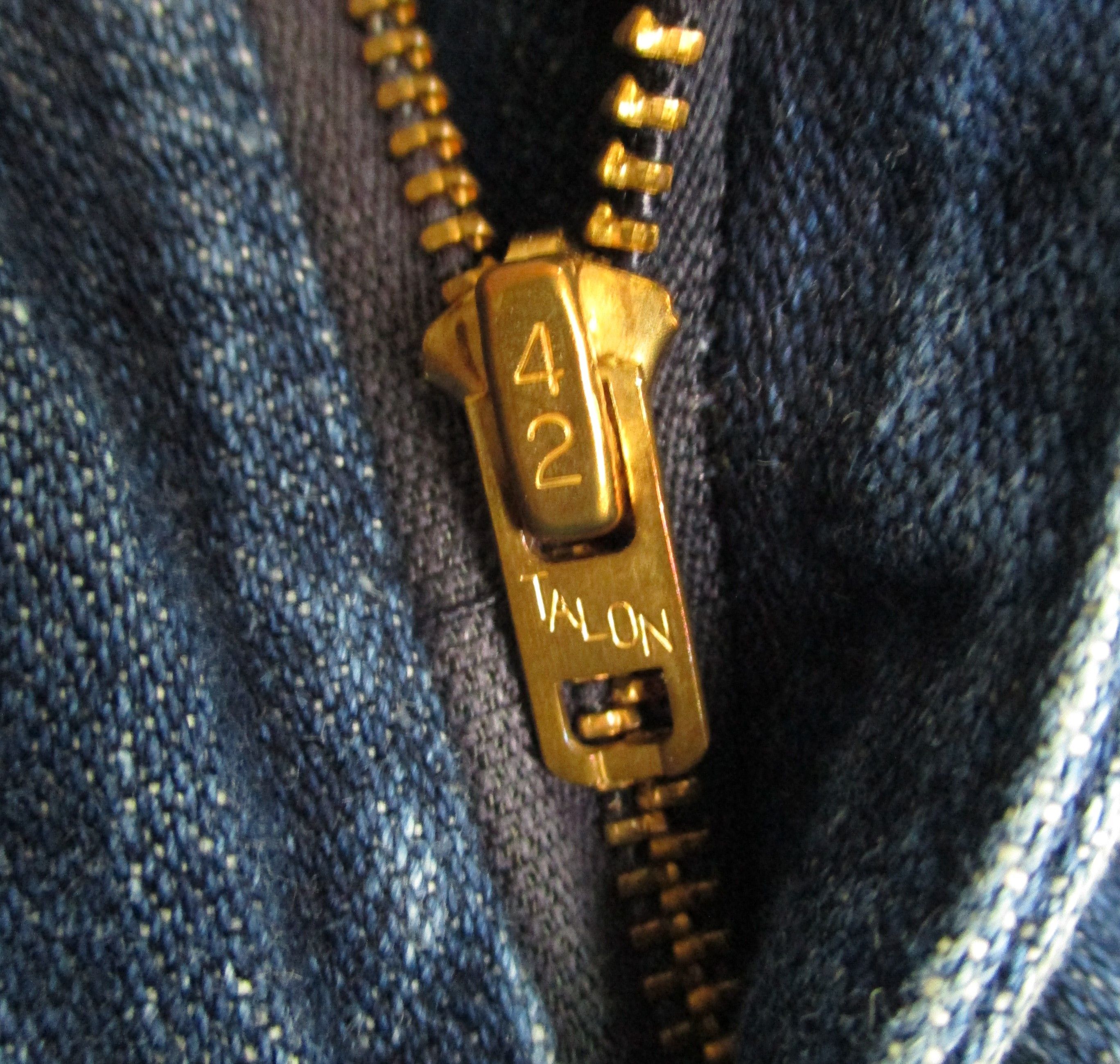 Valentino × Vintage Valentino Garavani Viva Size 6 Jeans Talon Zipper W25 L27.5 Size 28" / US 6 / IT 42 - 8 Thumbnail