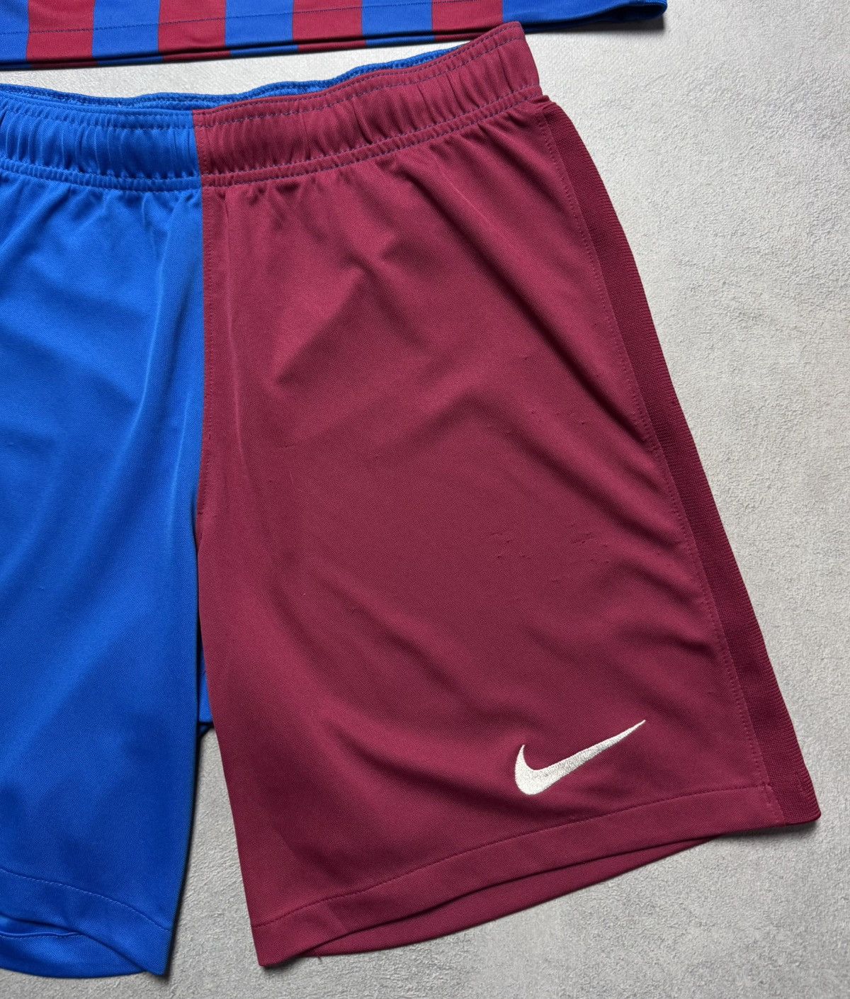 Nike Barcelona 2021 2022 Home Football Shirt Jersey Shorts Nike Size US M / EU 48-50 / 2 - 6 Thumbnail