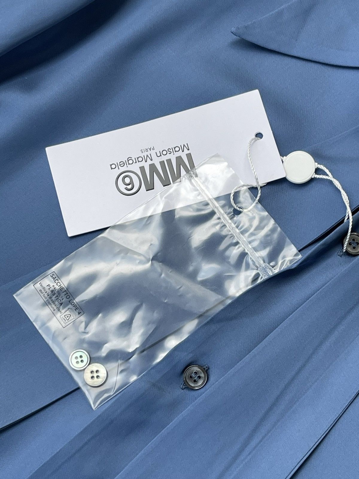 Maison Margiela !DS! SS22 Maison Margiela Bow Blue Viscose Shirt Size L / US 10 / IT 46 - 24 Thumbnail