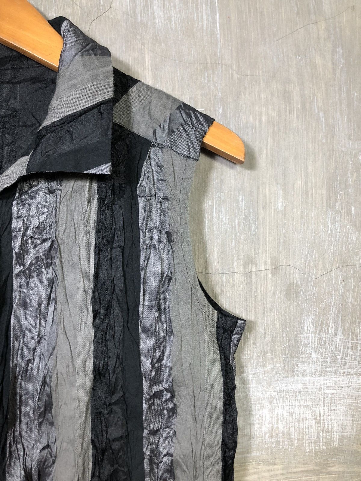 Issey Miyake Issey Miyake Half Button Up Shirt Size US M / EU 48-50 / 2 - 4 Thumbnail