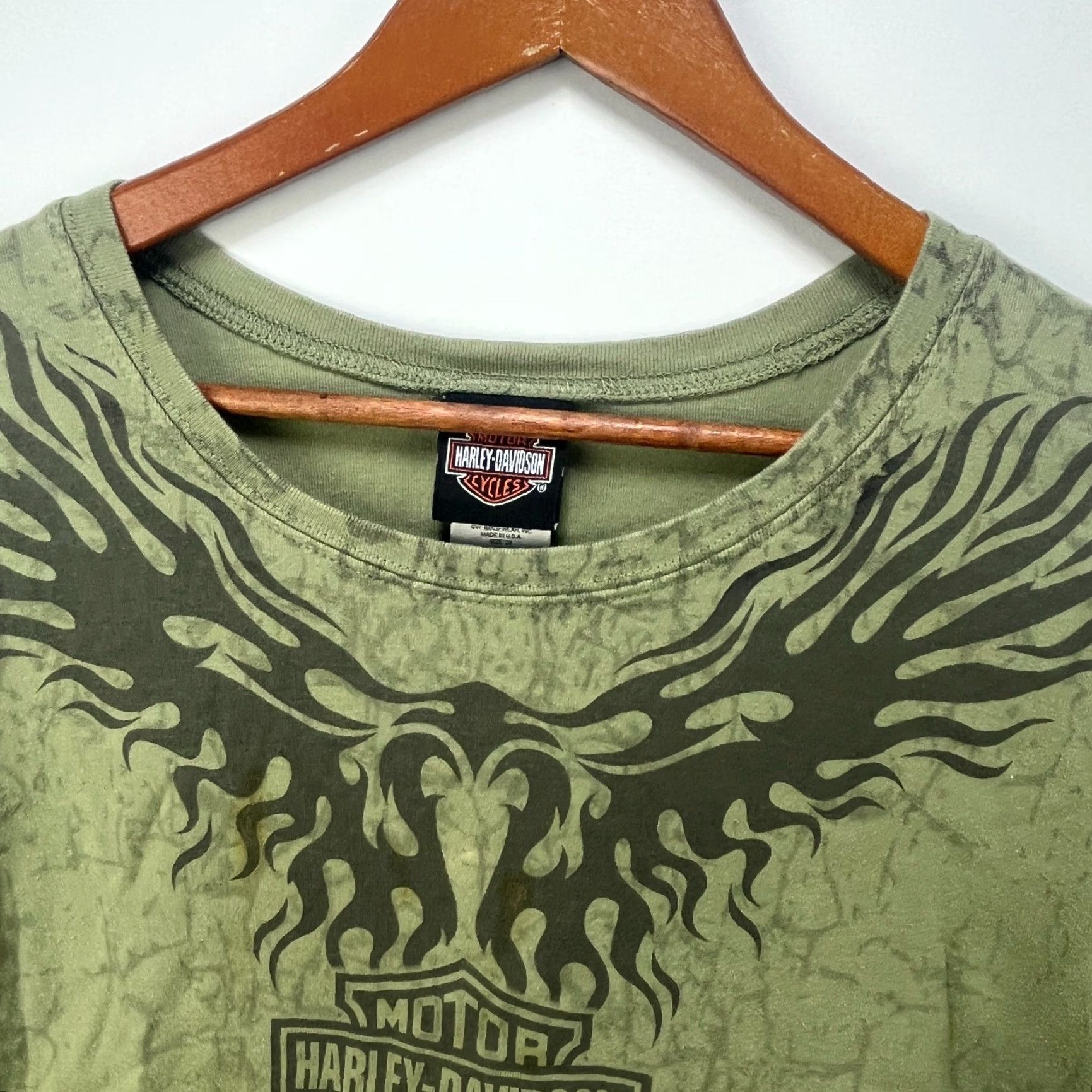 Harley Davidson VINTAGE Harley-Davidson T-Shirt Womens 2XL Green Cotton Short Sleeve Crew Neck 2XL Harley-Davidson Shirt Womens 2000s 90s May vary flaws Size XXL / US 16-18 / IT 52-54 - 2 Thumbnail