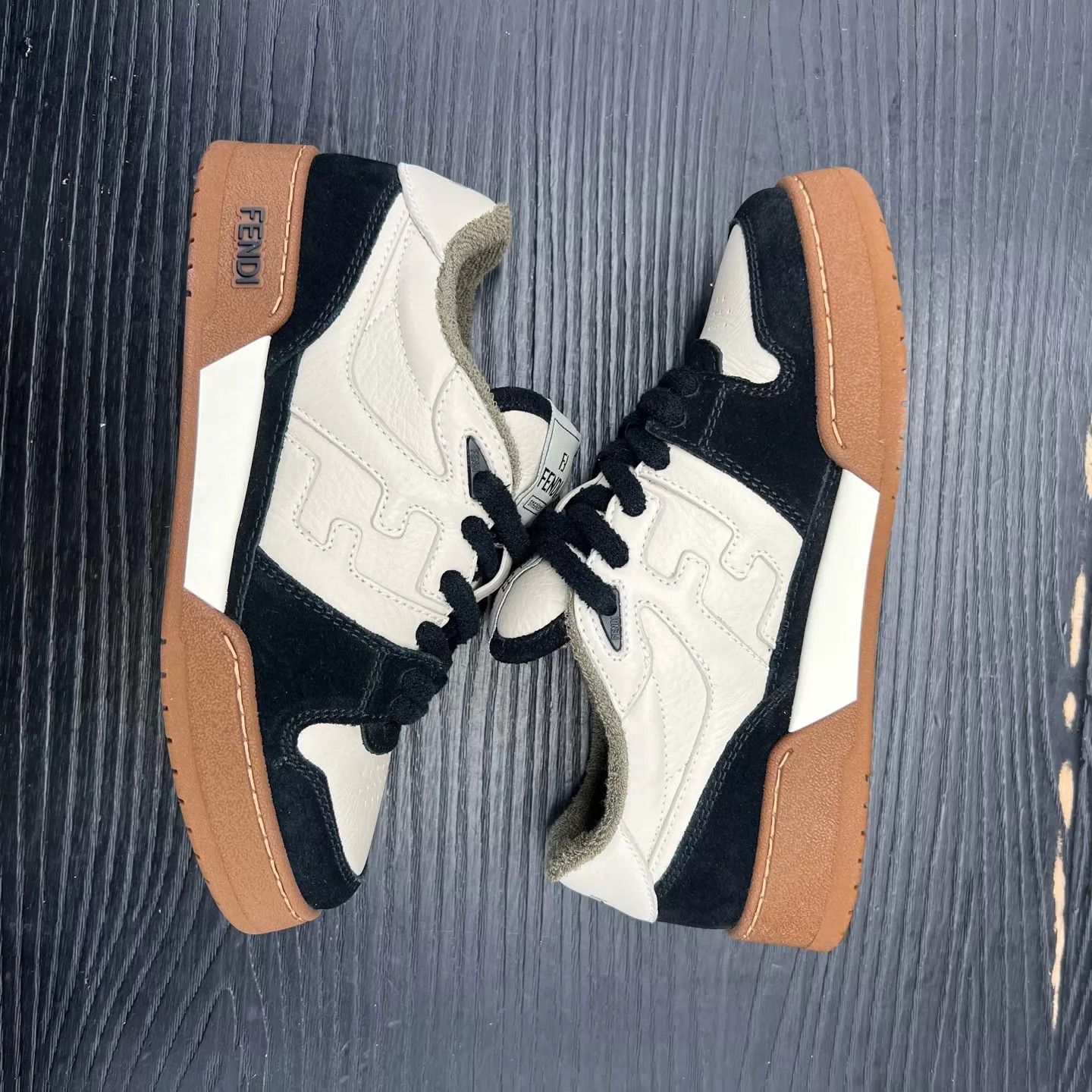 Fendi Fendi Match Black & White 36 (worn once) Size US 5.5 / IT 35.5 - 7 Thumbnail