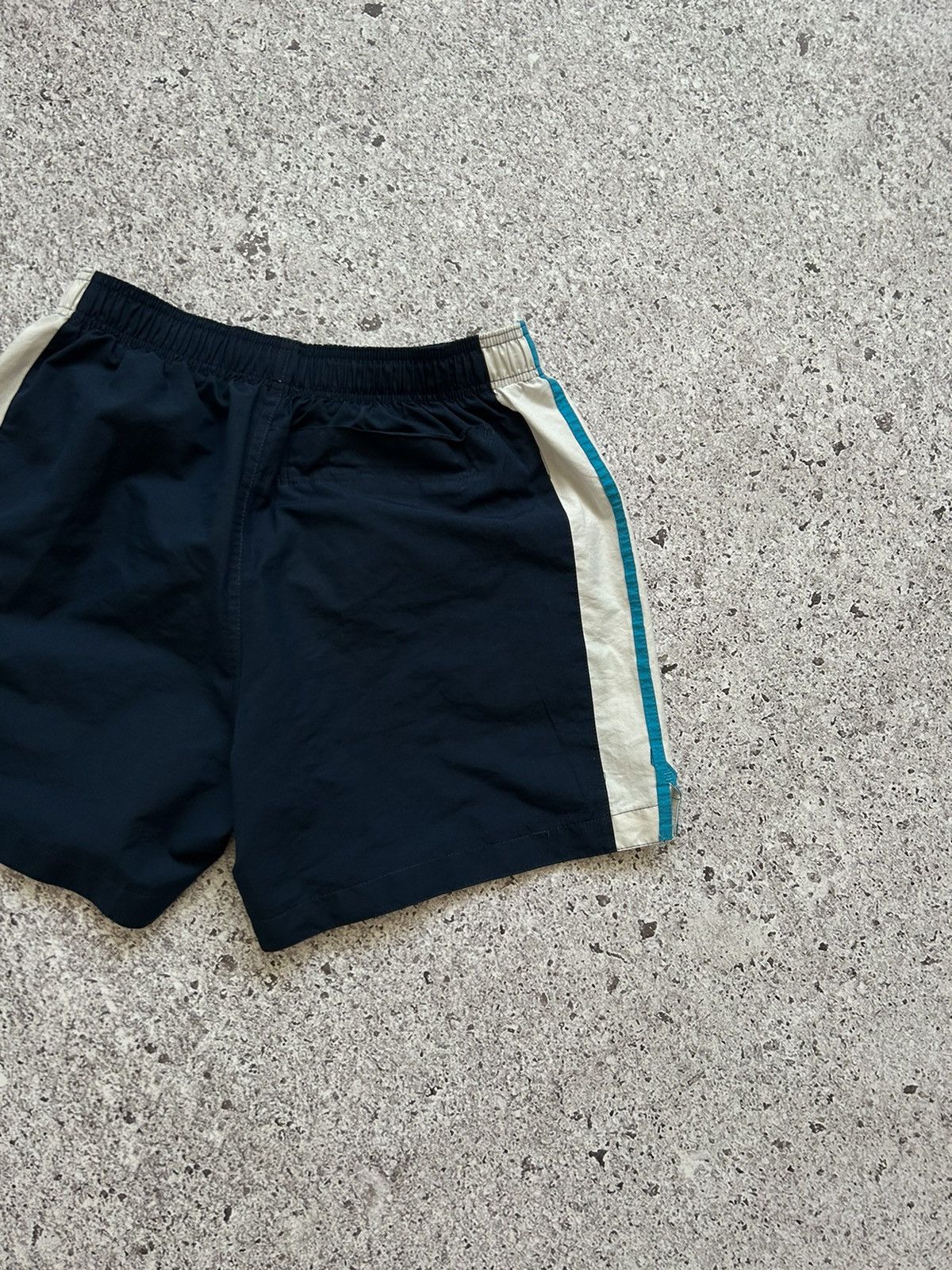Nike × Vintage Vintage 90s Nike Retro Shorts Y2K Hype Size L Size US 34 / EU 50 - 6 Thumbnail
