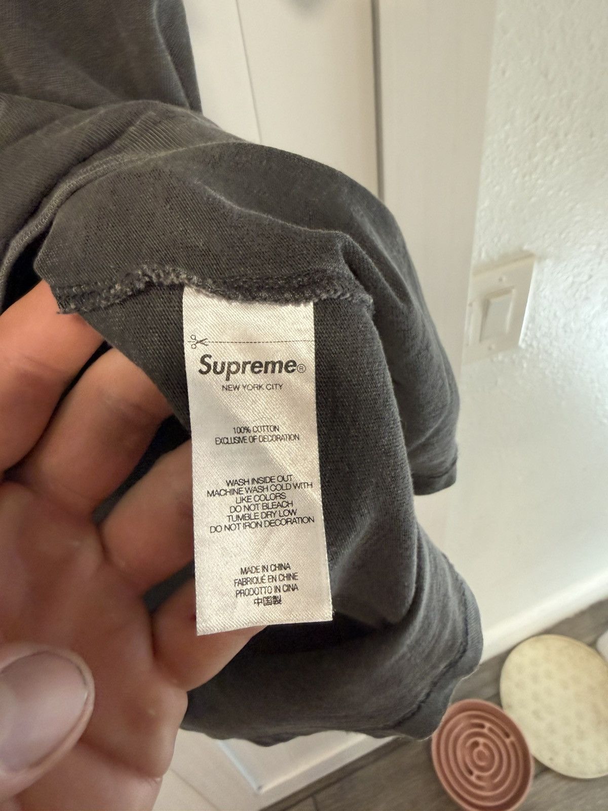 Supreme SUPREME ANIMALS EMBROIDERY TEE Size US XL / EU 56 / 4 - 3 Thumbnail