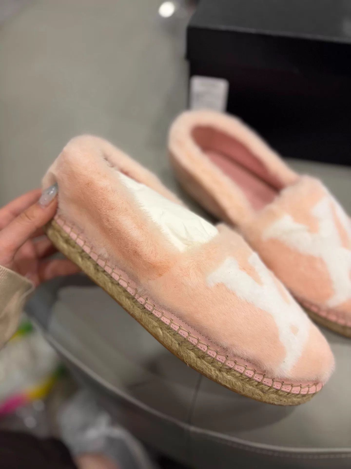 Louis Vuitton LV pink fur fisherman shoes new 35.5 Size US 5 / IT 35 - 2 Thumbnail