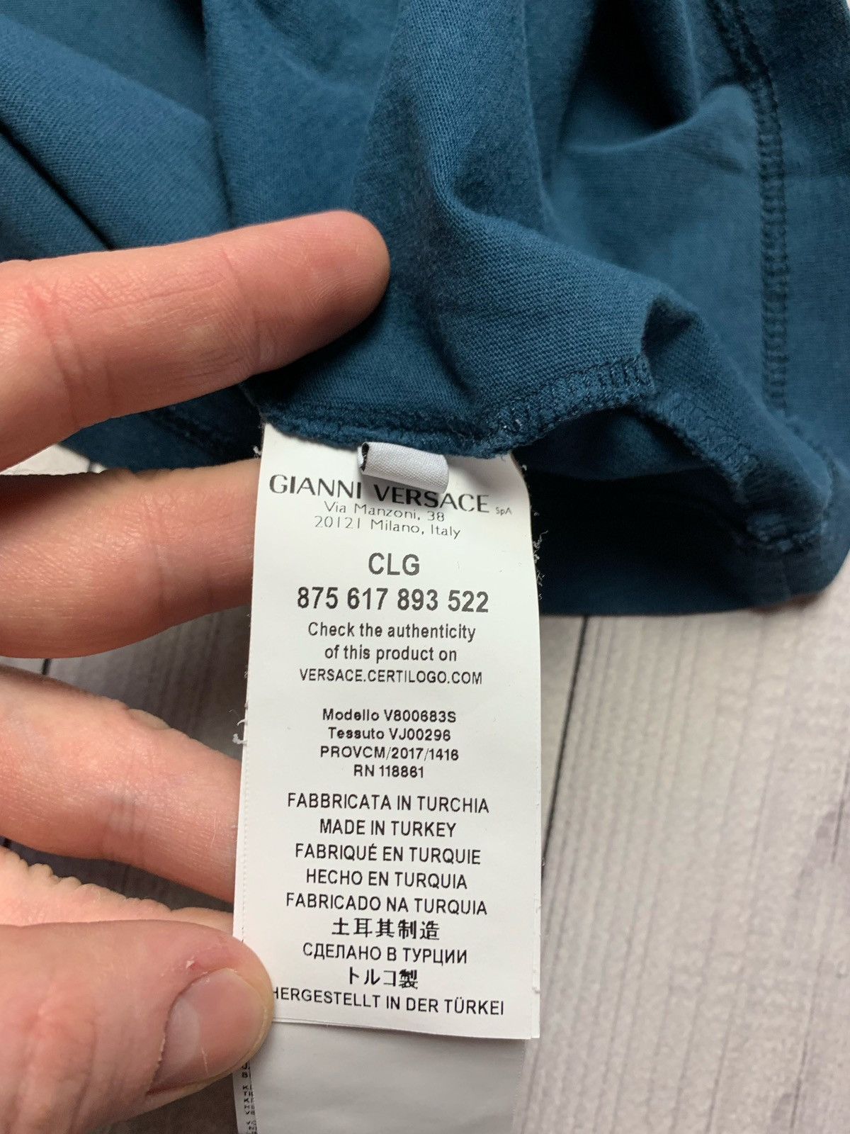 Versace big logo T-shirt medusa Size L