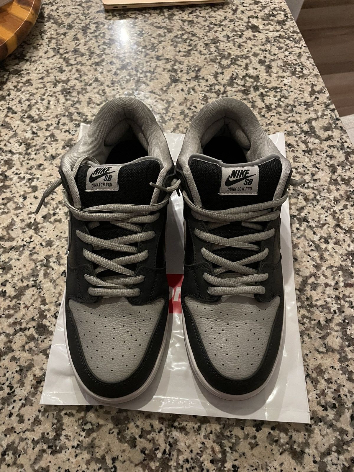 Nike NIKE SB DUNK LOW ‘J-Pack Shadow’ Size US 11 / EU 44 - 4 Thumbnail