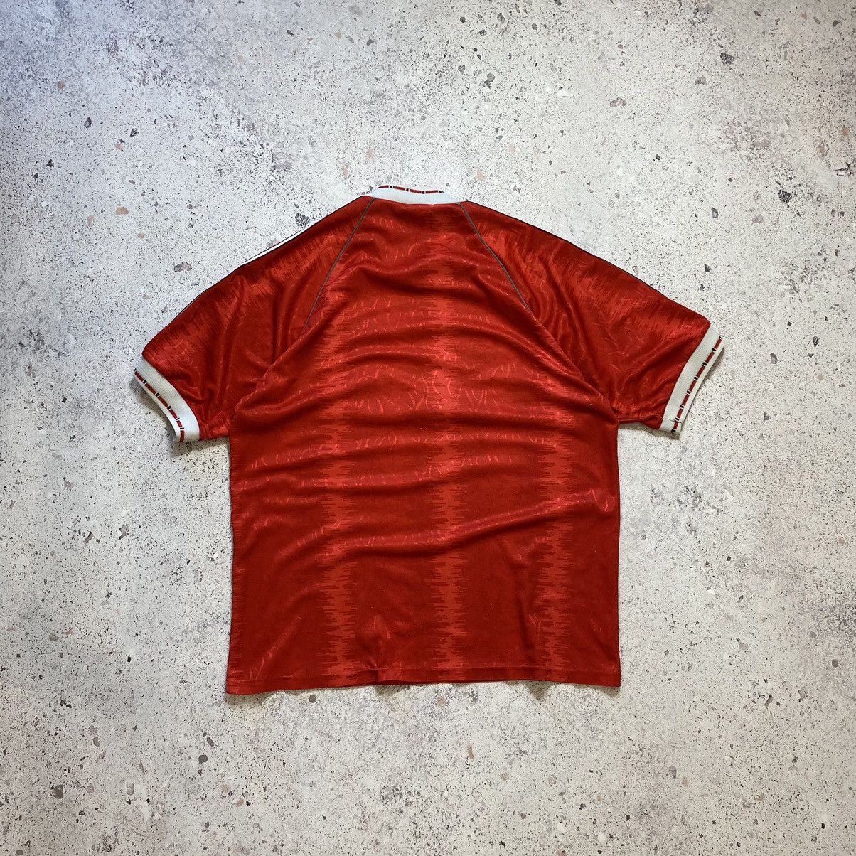 Adidas × Vintage Vintage Adidas Jersey Manchester United 1990s Cup Winner’s Size US M / EU 48-50 / 2 - 8 Thumbnail
