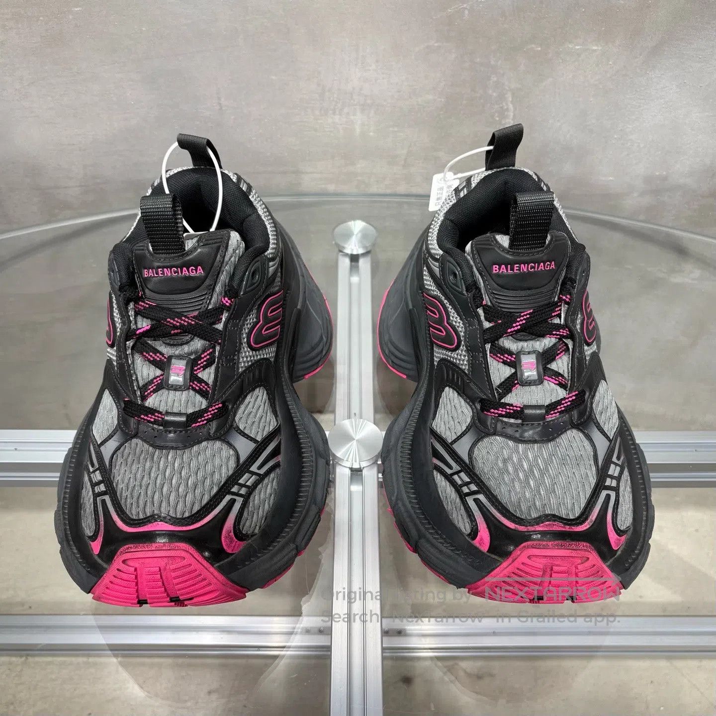 Balenciaga Balenciaga Thick-soled dad shoes in black and pink Size US 7.5 / IT 37.5 - 2 Thumbnail