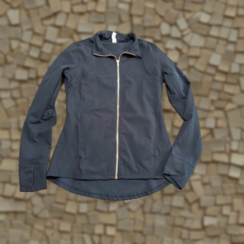 New Balance New Balance Balance Collection Shirt Women's Medium Black Long Sleeve Zip up Shirt Size M / US 6-8 / IT 42-44 - 1 Thumbnail