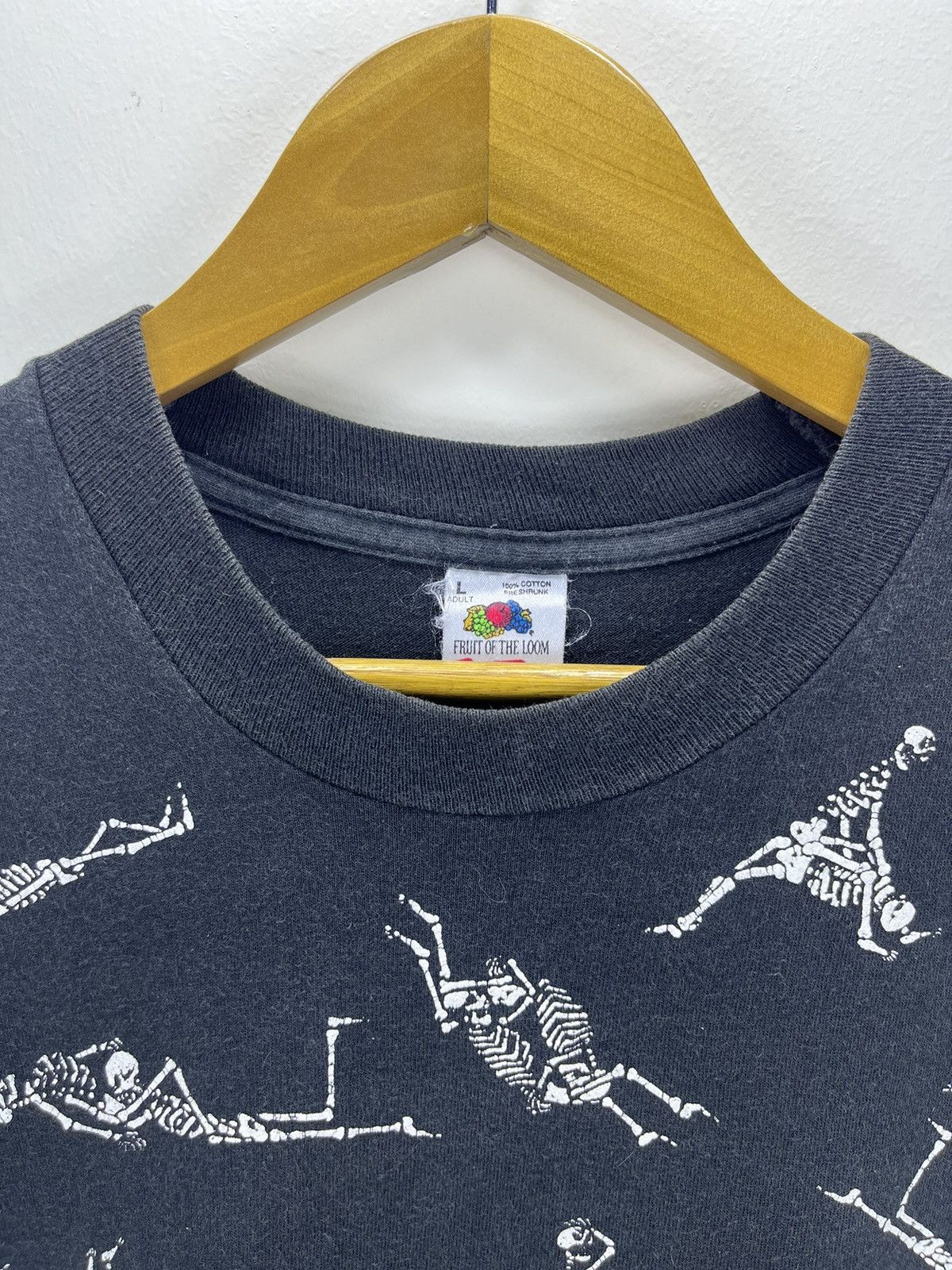 Fashion Victim × Vintage Fashion Victim Skulls 18sx Over Print Glow in The Dark Rare Size US L / EU 52-54 / 3 - 3 Thumbnail