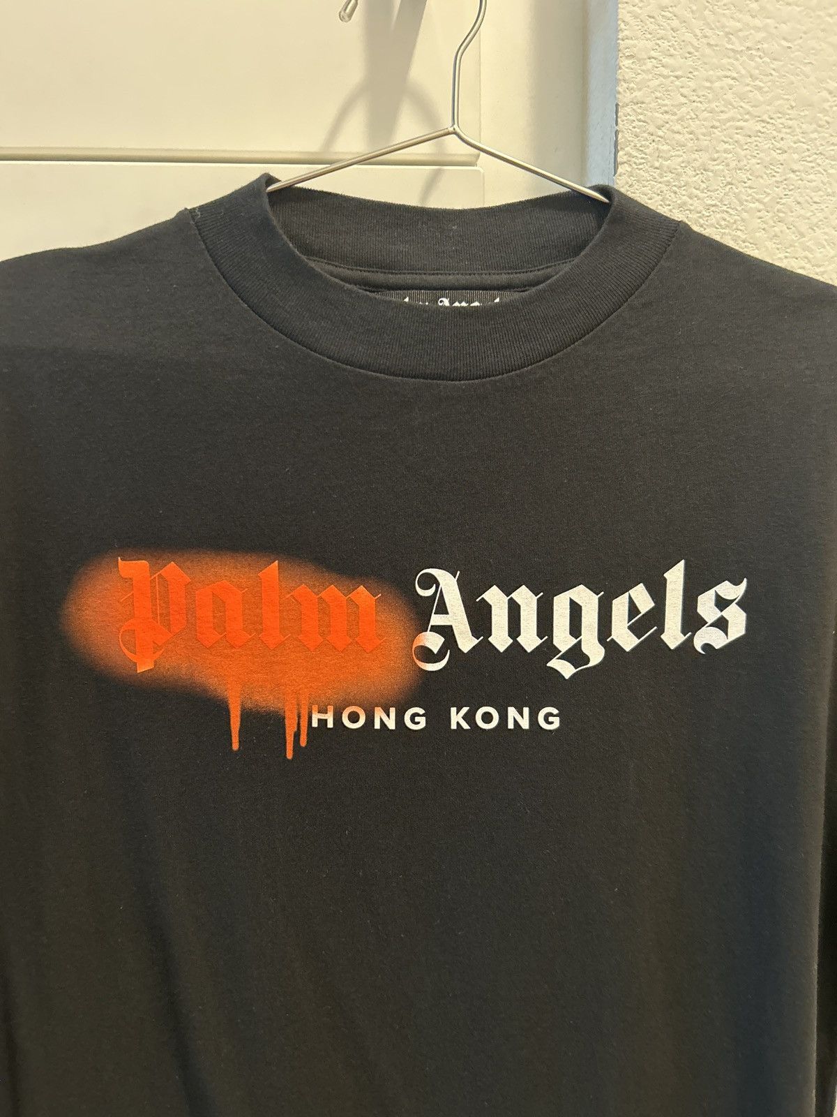 Palm Angels Palm Angels Hong Kong Red Spray Tee $285 Size US S / EU 44-46 / 1 - 2 Thumbnail