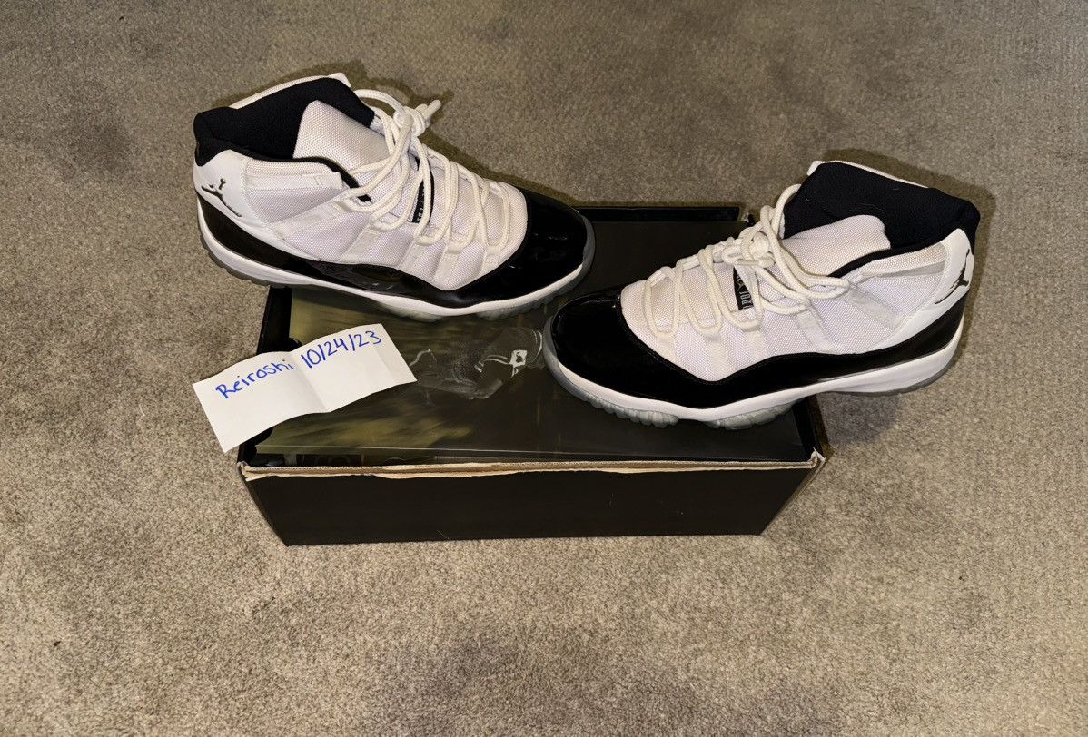Jordan Brand 2006 Air Jordan 11 Retro 'Concord - Defining Moments Pack' Size US 12 / EU 45 - 3 Thumbnail