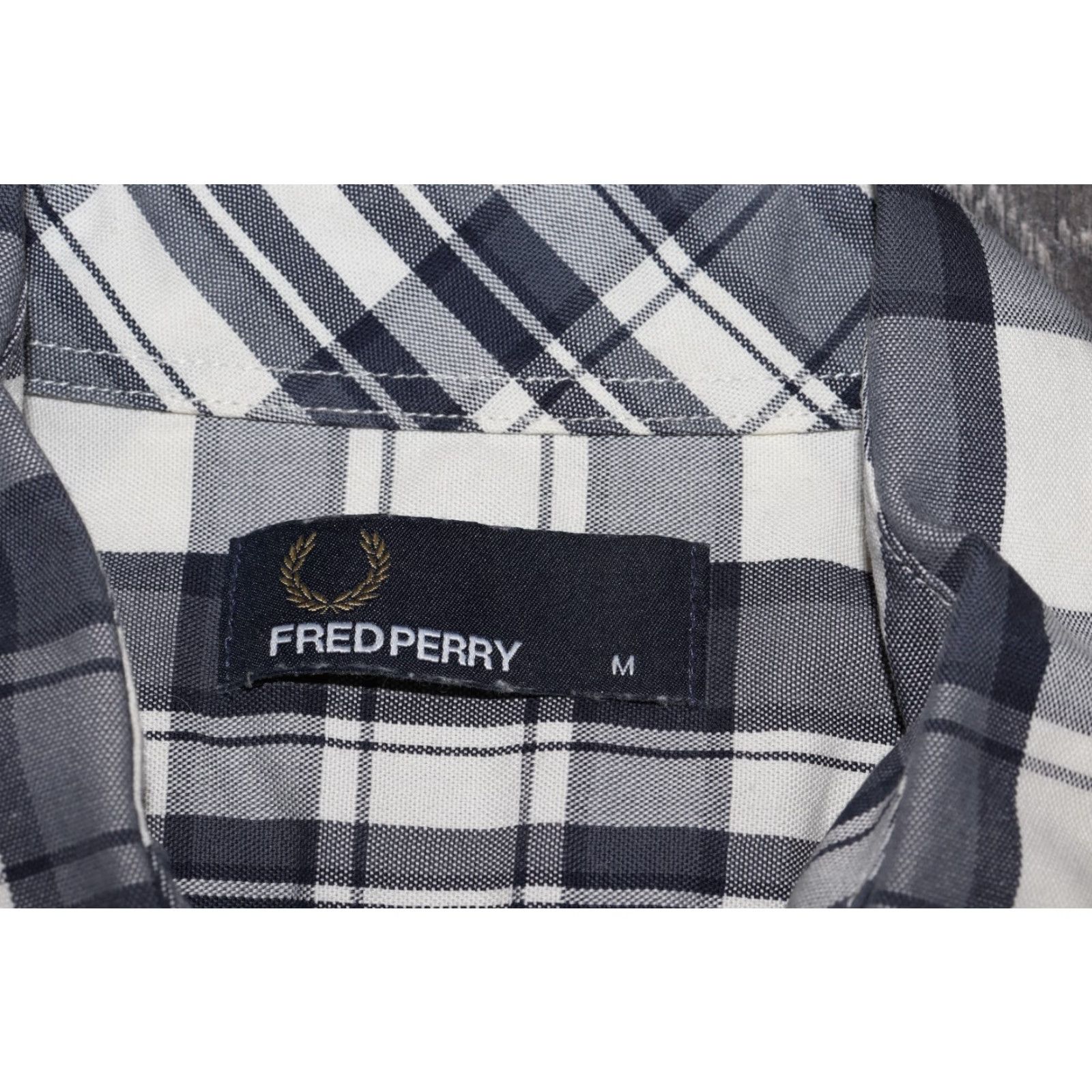 Fred Perry FRED PERRY CHECK SHORT SLEEVE SHIRT BUTTON DOWN M3532 SIZE MEN'S MEDIUM COTTON Size US M / EU 48-50 / 2 - 4 Thumbnail