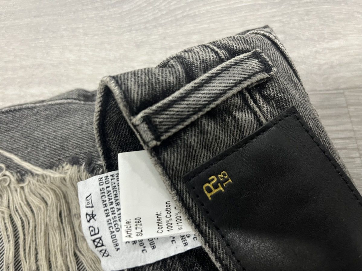 R13 Shredded Slouch Short. Size 29 Size 29" - 8 Thumbnail