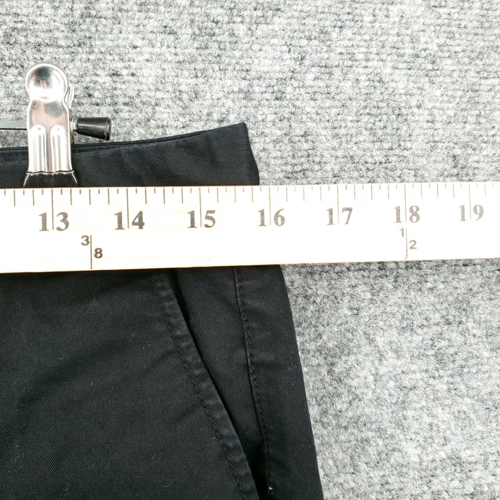 Gap Gap Shorts Womens 6 Black Chino Khakis Mid-Rise Flat Front Zip Closure Preppy Size 24" / US 00 / IT 34 - 7 Thumbnail