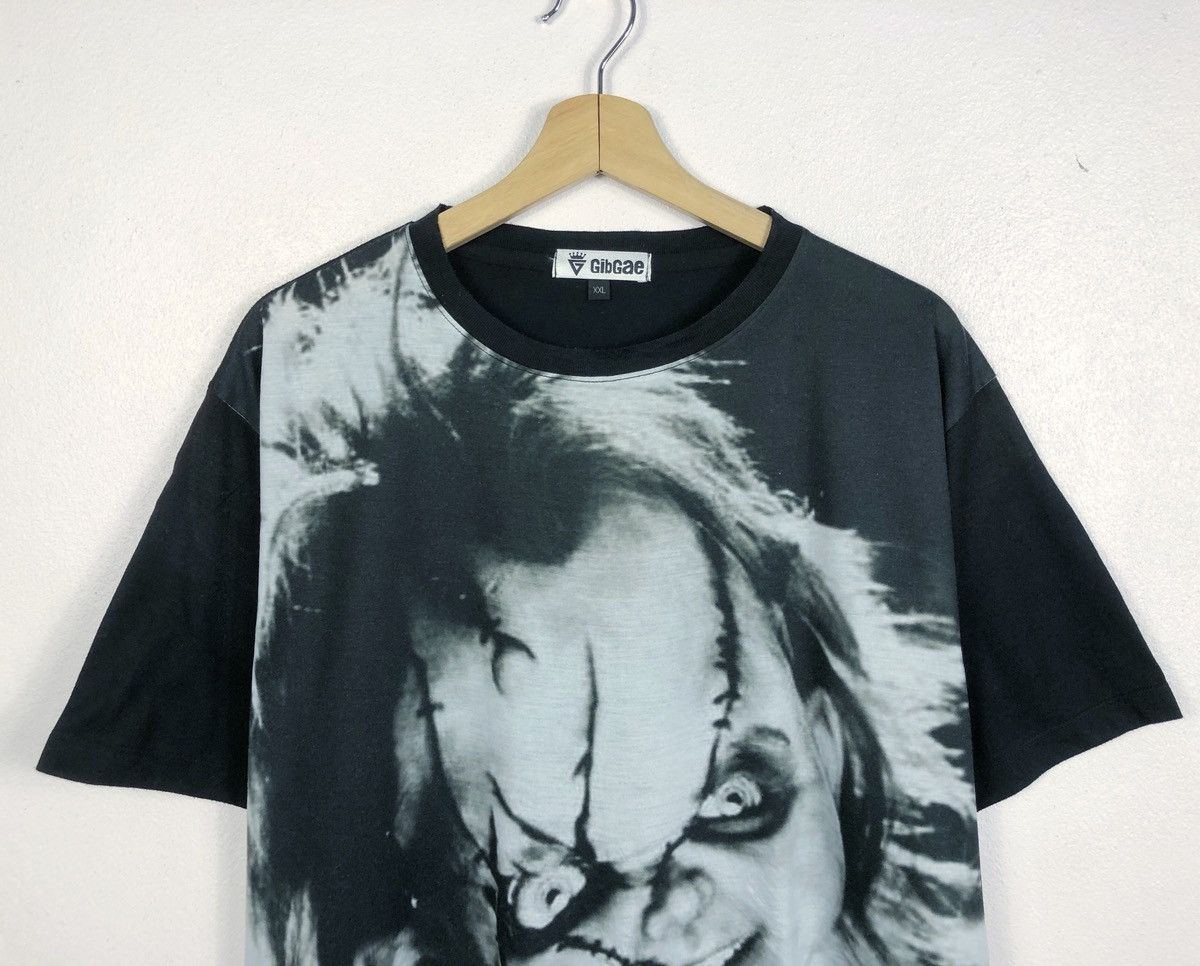 Japanese Brand Rare Gibgae Japan Child's Play Chucky Overprint Tee Size US XXL / EU 58 / 5 - 2 Thumbnail