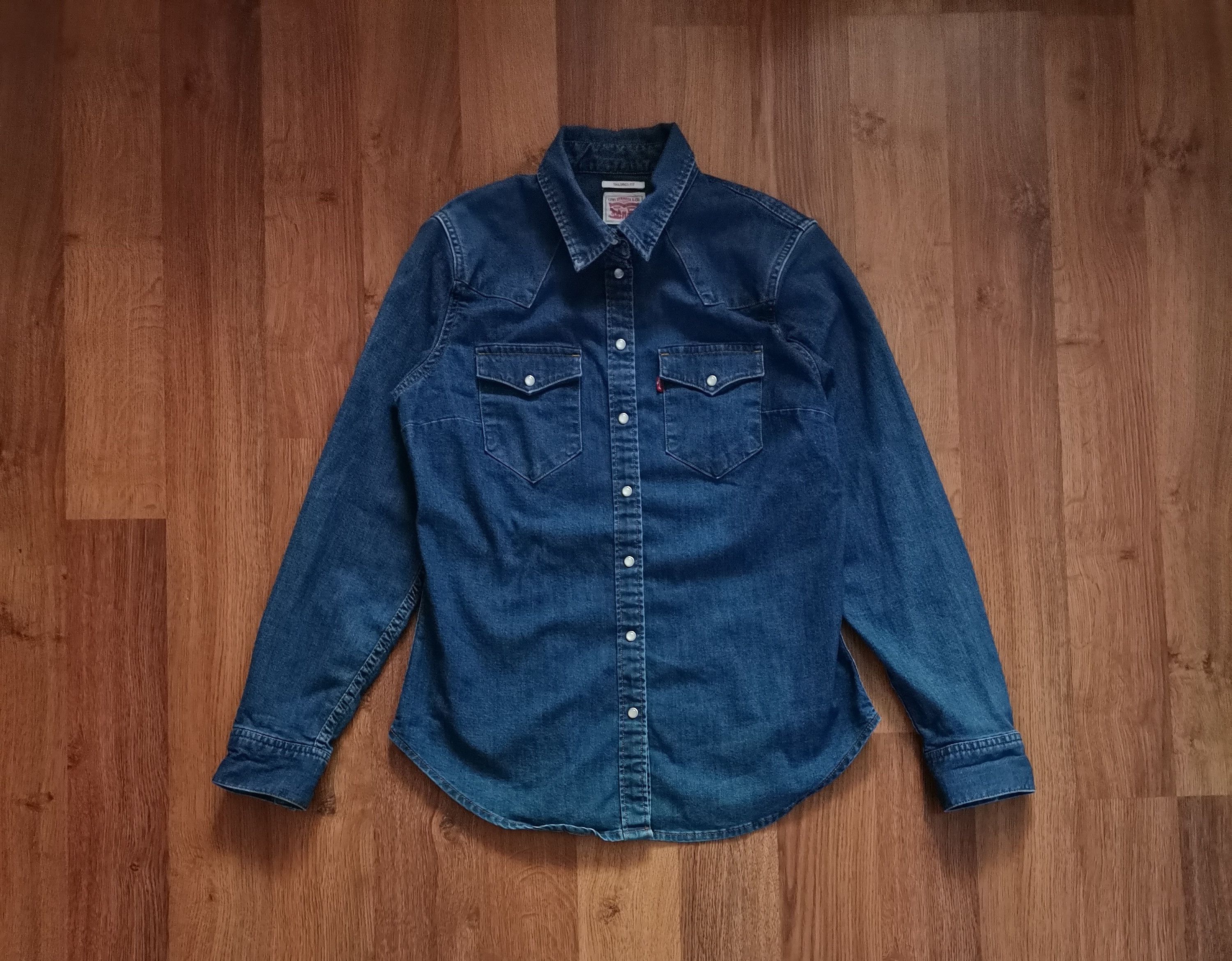 Levi's Levi's Women's Denim Shirt Size S / US 4 / IT 40 - 1 Thumbnail