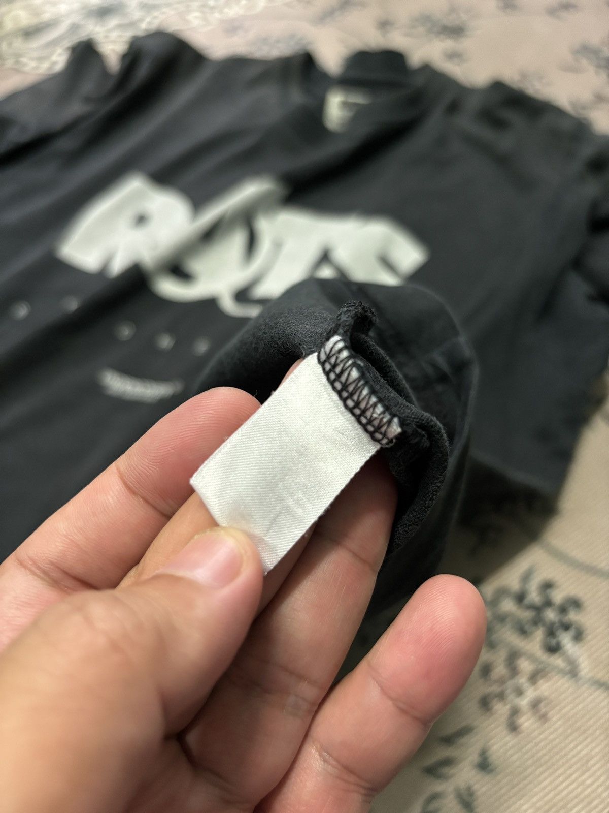 Takahiromiyashita The Soloist. × Undercover 💸BINDING OFFER💸UNDERCOVER X RATS “SAY CHEESE!” TSHIRT TEE🔥 Size US L / EU 52-54 / 3 - 14 Thumbnail