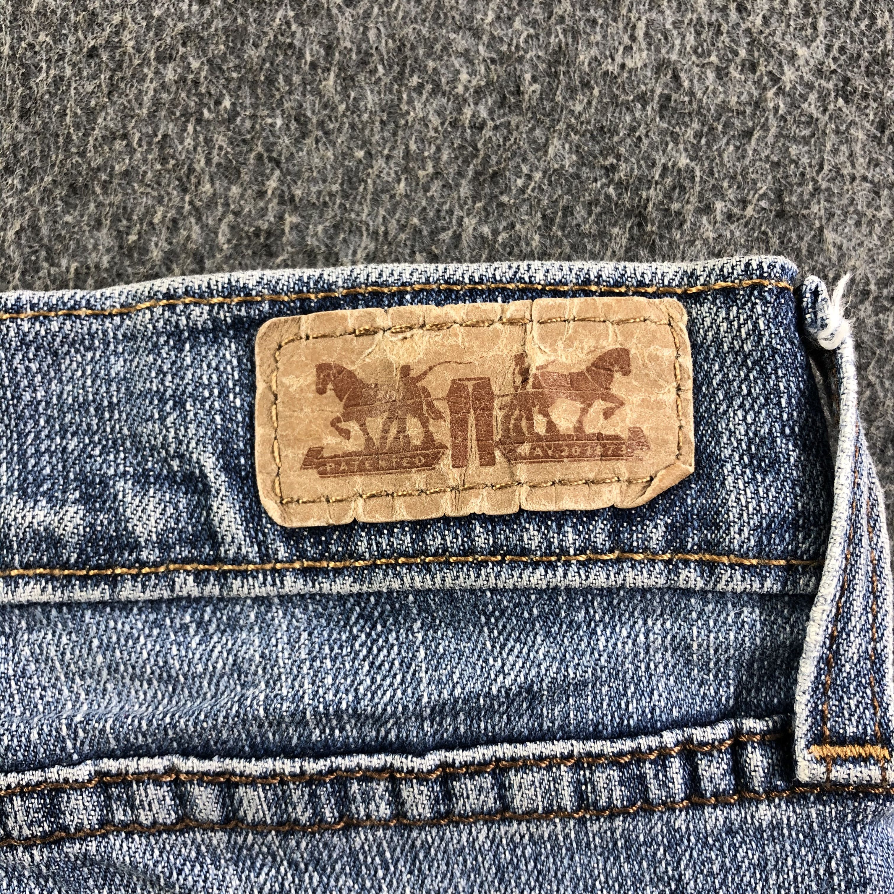 Levi's Vintage Blue Wash Levis 505 Jeans-J3281 Size US 37 - 5 Thumbnail