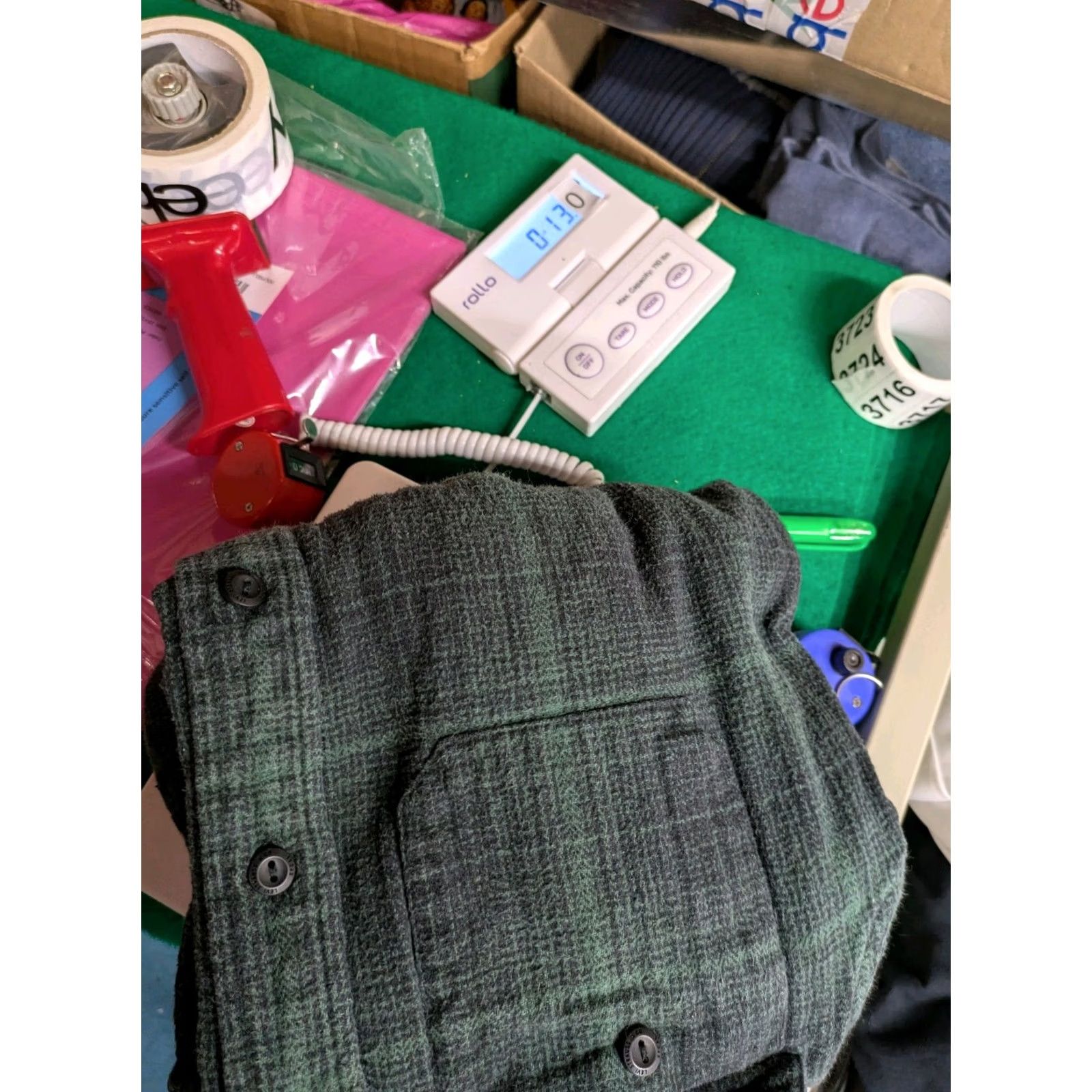 Levi's VINTAGE Levi's Flannel Shirt Men Small Button Green Plaid Pockets Thick Heavy Long Sleeve Size US S / EU 44-46 / 1 - 7 Thumbnail