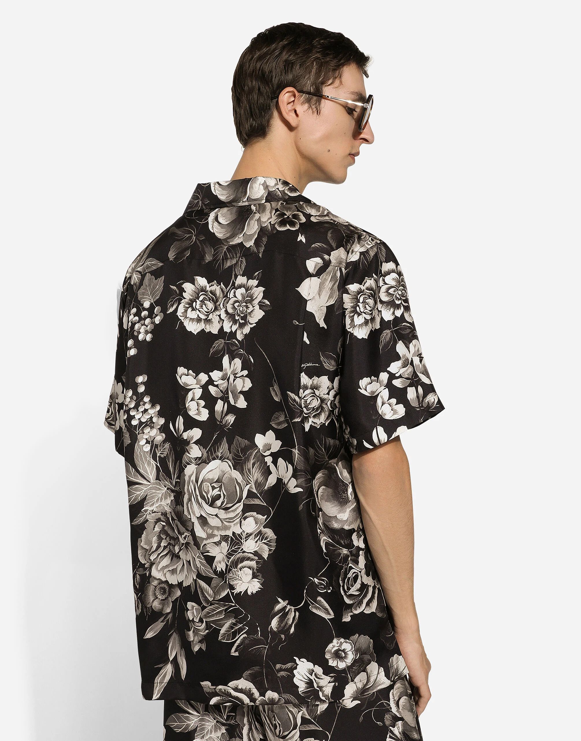 Dolce & Gabbana o1s22i1n0924 Hawaii Silk Shirt in Black White Size US M / EU 48-50 / 2 - 5 Thumbnail