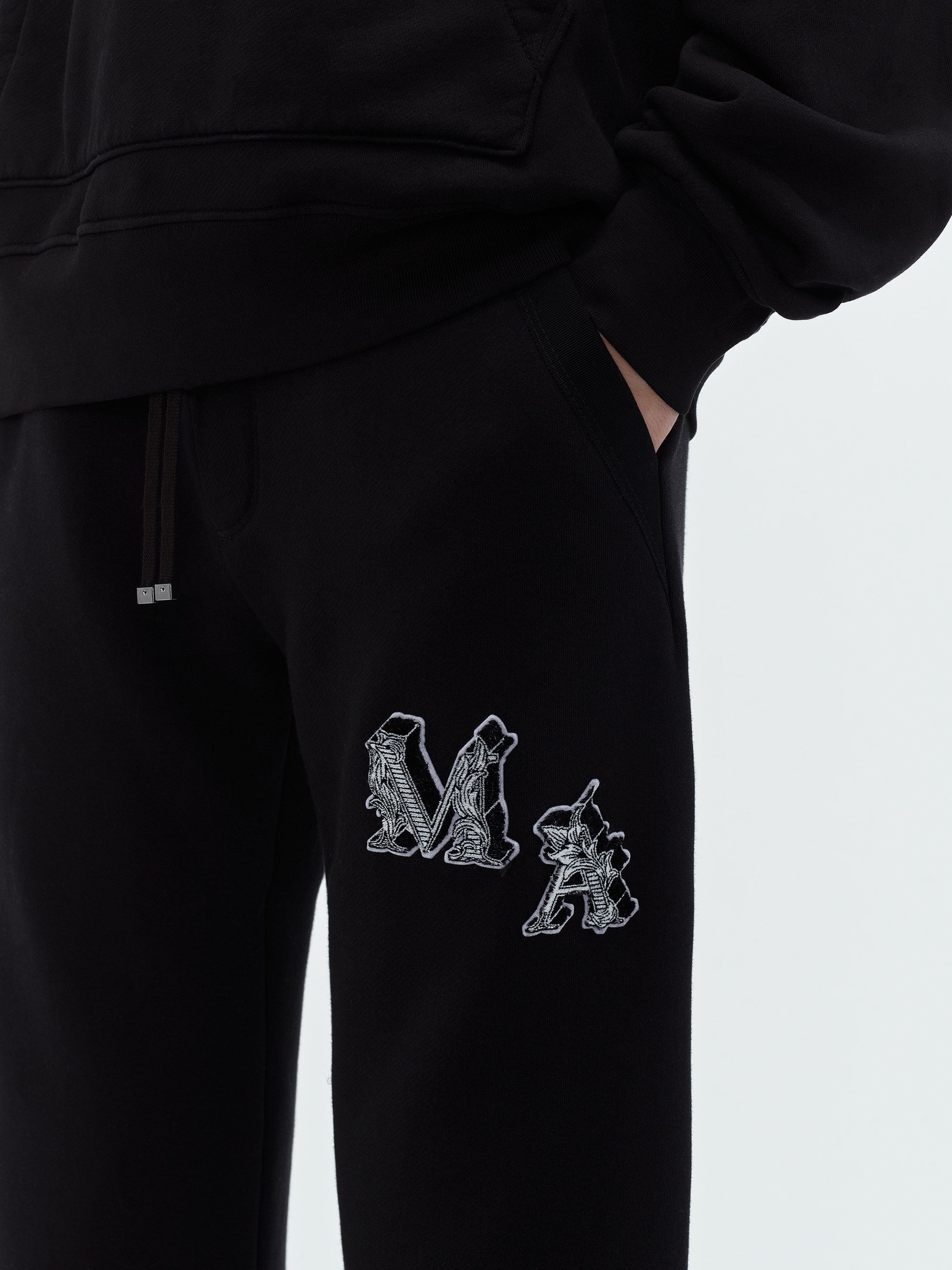 Amiri o1s1wg110425 Angel Sweatpants & Joggers in Black Size US 34 / EU 50 - 7 Thumbnail