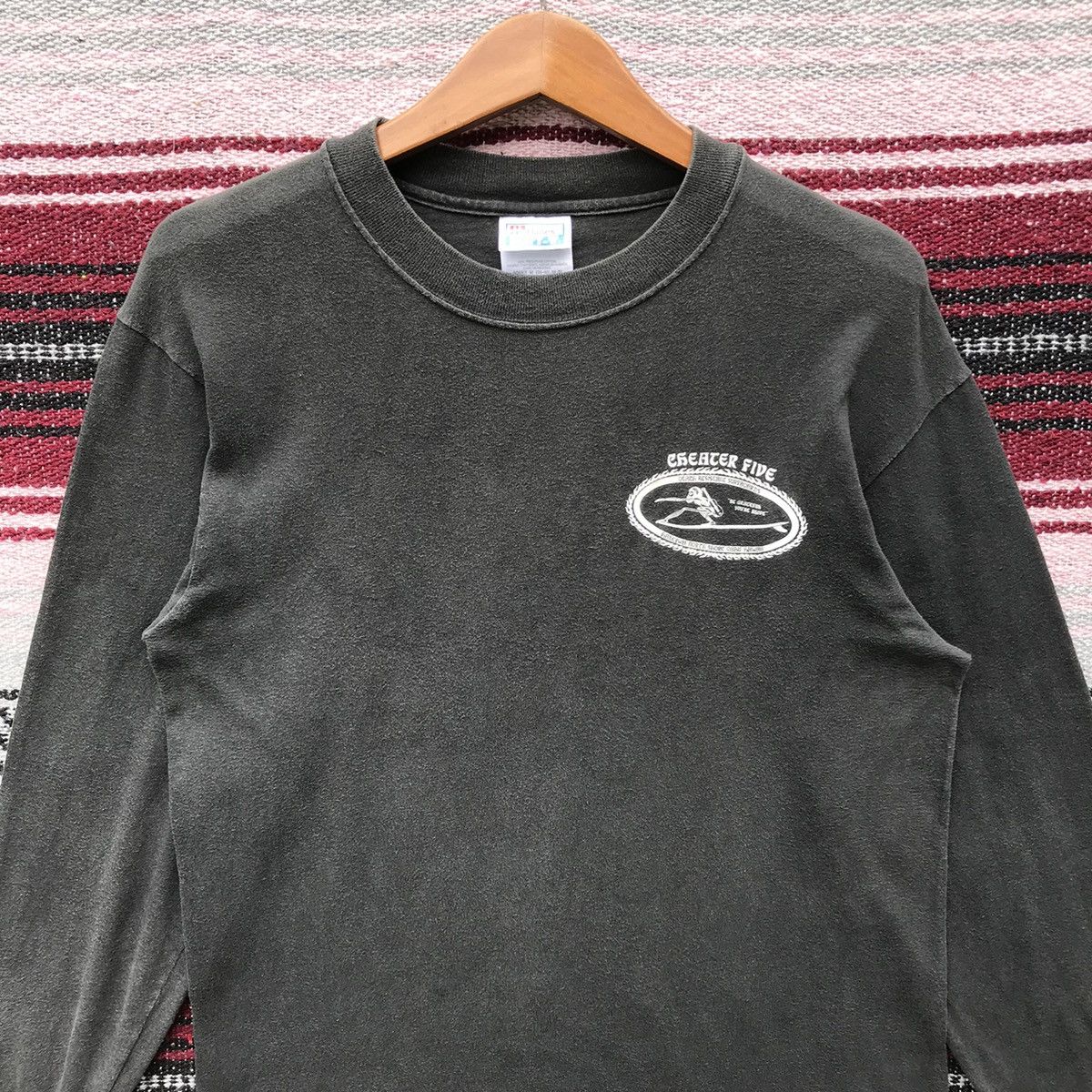Vintage Y2K Vintage Cheater Five Surfboards Tee Long Sleeve SunFaded Size US M / EU 48-50 / 2 - 10 Thumbnail