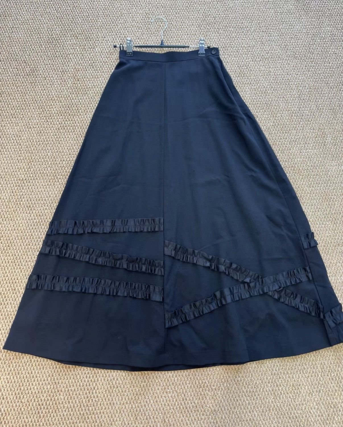 Comme des Garcons Comme des Garçons Tricot Ruffled A-Line Long Skirt K23 Size 26" / US 2 / IT 38 - 1 Thumbnail