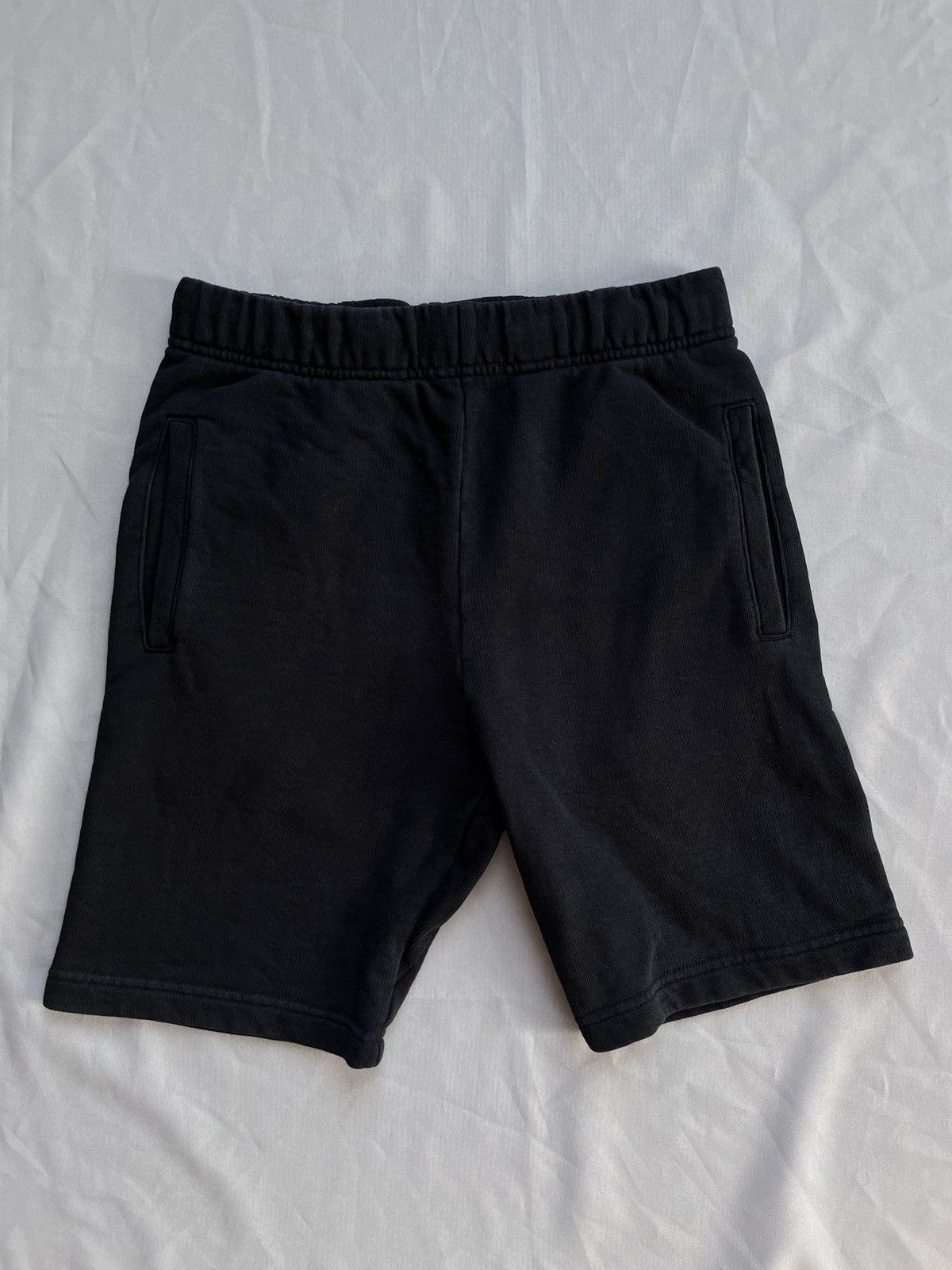 Carhartt Wip Carhartt Wip Pocket Sweat Shorts Black Size US 28 / EU 44 - 3 Thumbnail