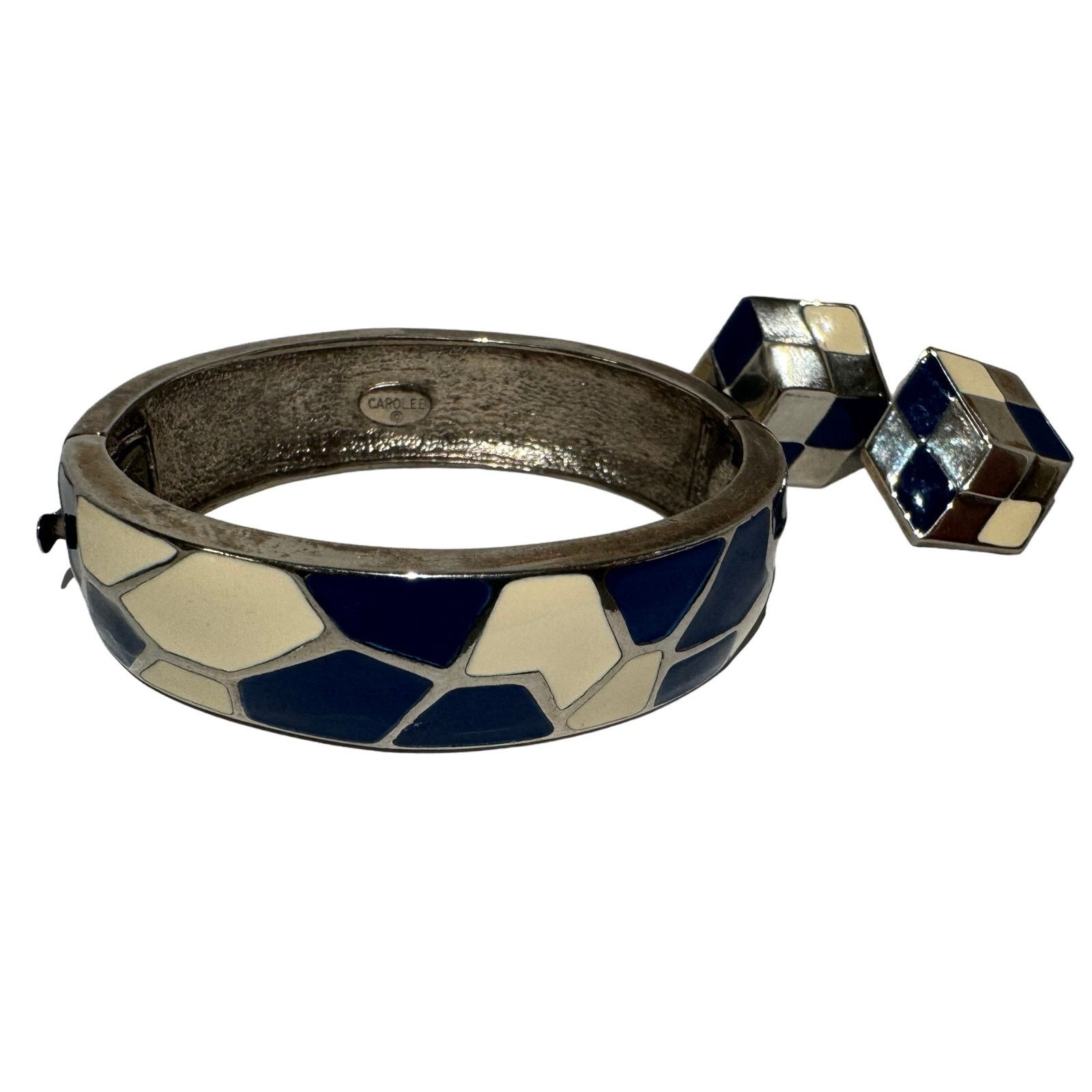Other Carol Lee Vintage Navy & Cream Bracelet & Clip Earrings Size ONE SIZE - 1 Thumbnail